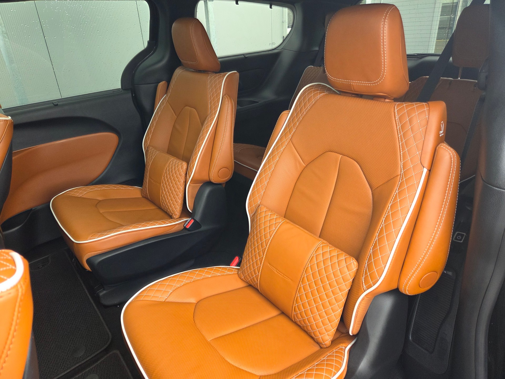 CHRYSLER 3.6 V6 4x4 Limited S 291 PS / 7-Plätzer-image-8