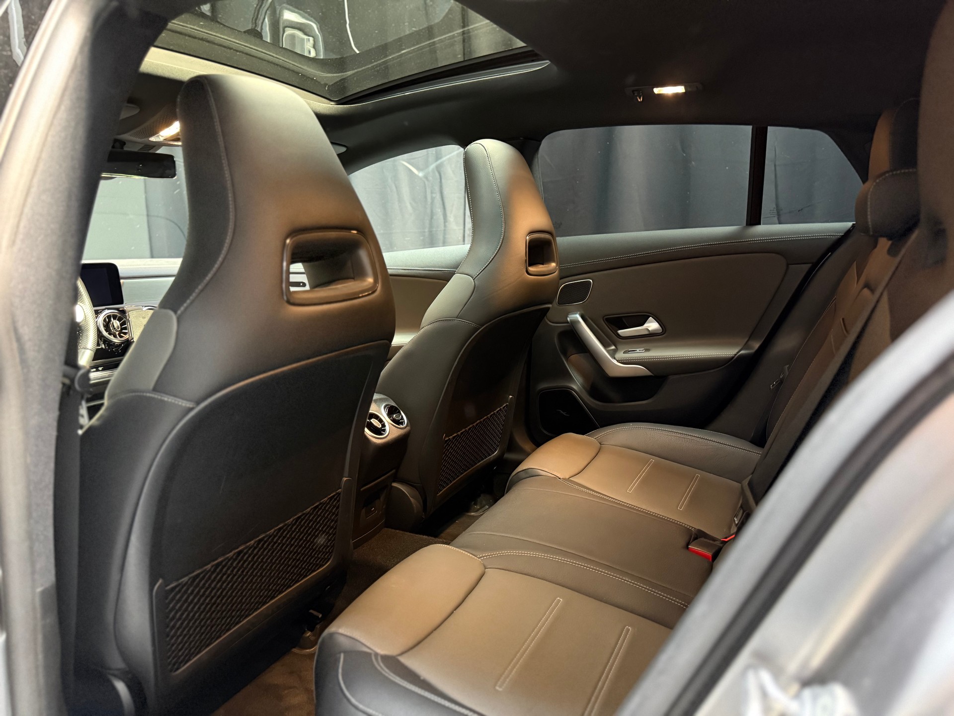MERCEDES-BENZ CLA Shooting Brake 35 AMG 4Matic 7G-DCT-image-13