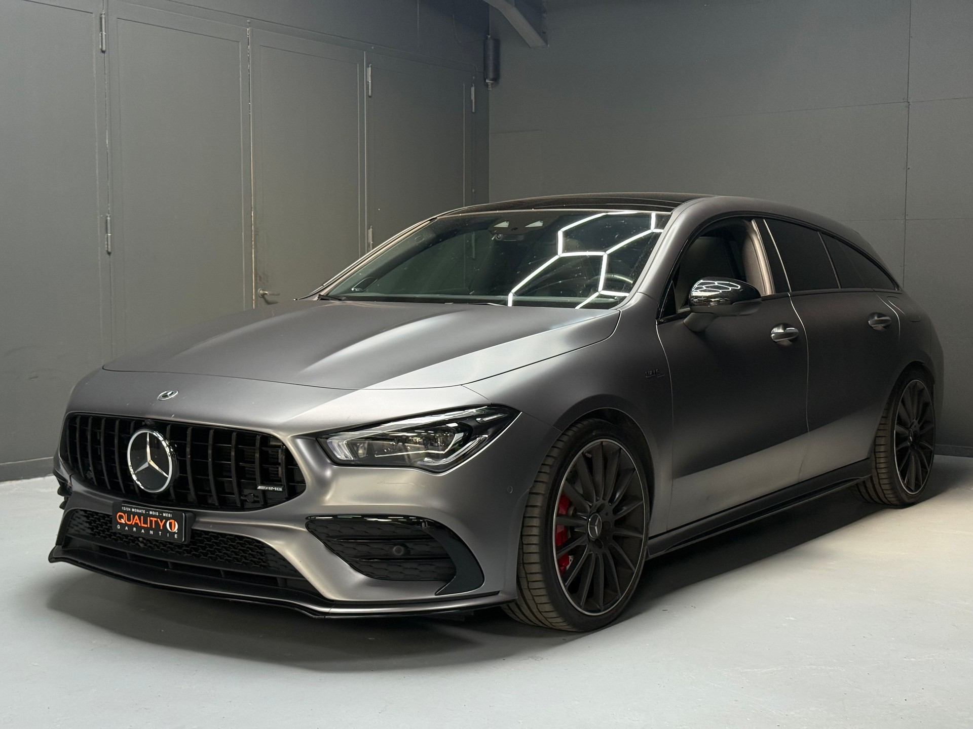 MERCEDES-BENZ CLA Shooting Brake 35 AMG 4Matic 7G-DCT-image-0