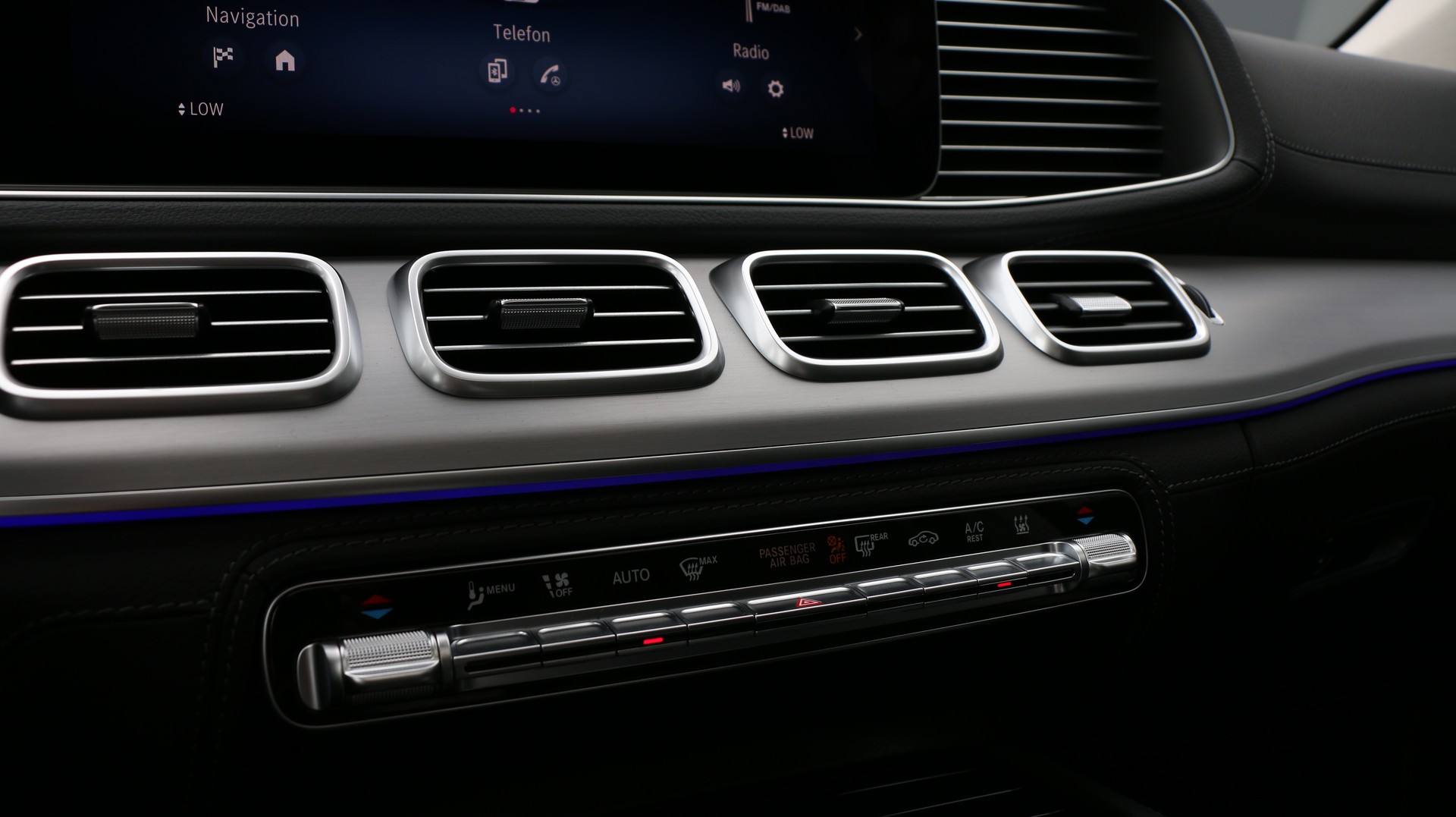 MERCEDES-BENZ GLE 450 d 4Matic-image-19