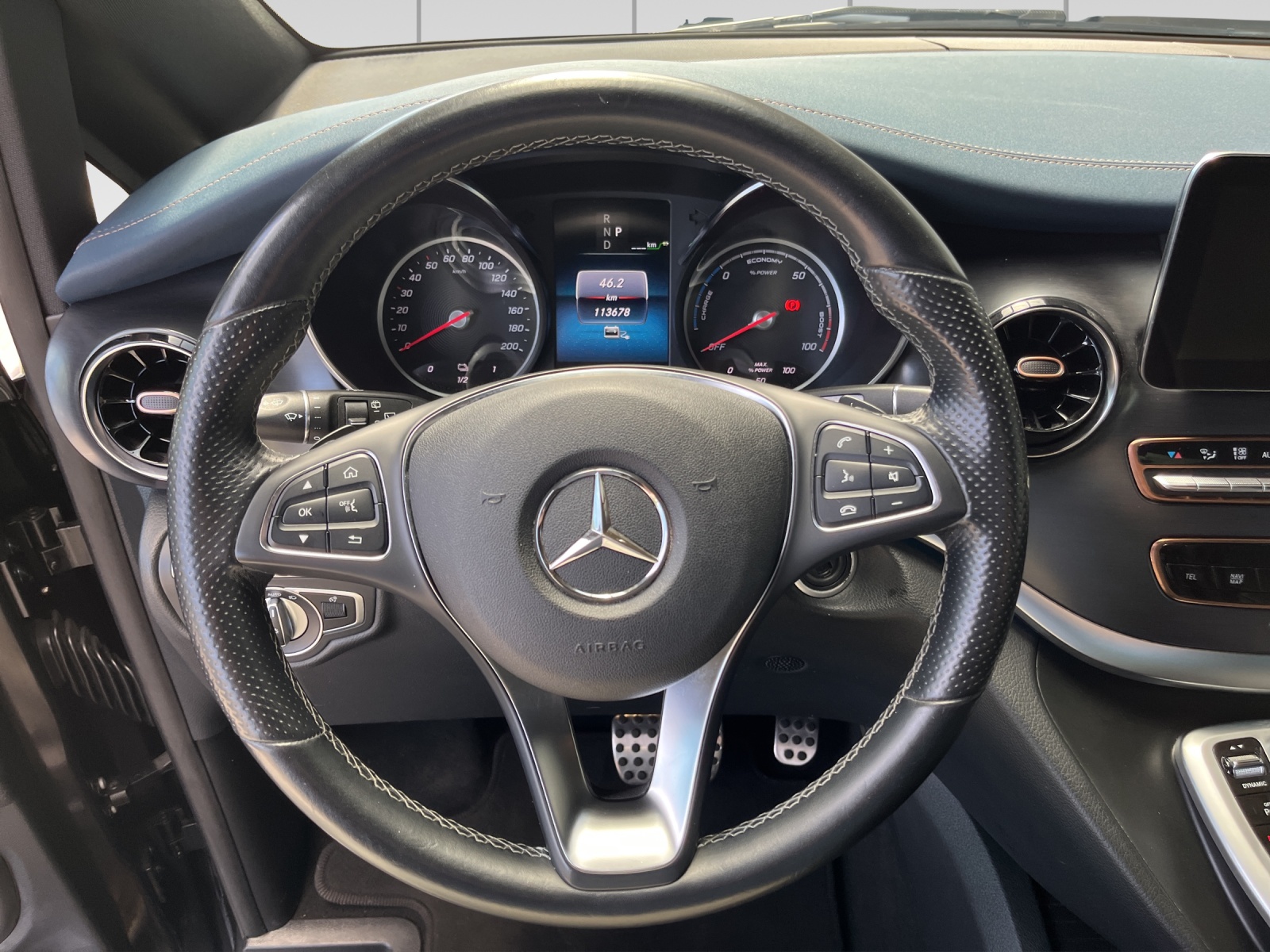 MERCEDES-BENZ EQV 300 Avantgarde lang-image-10
