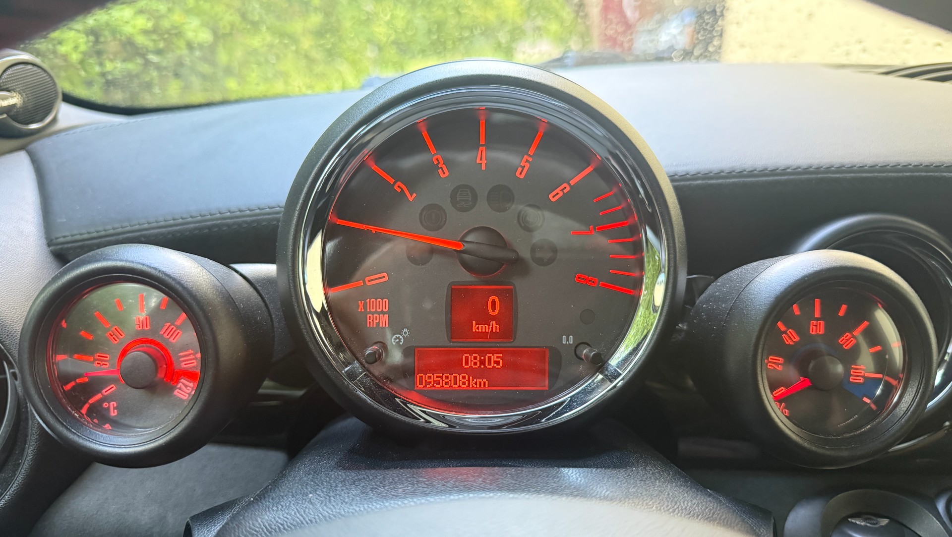 MINI 1.6i John Cooper Works-image-3