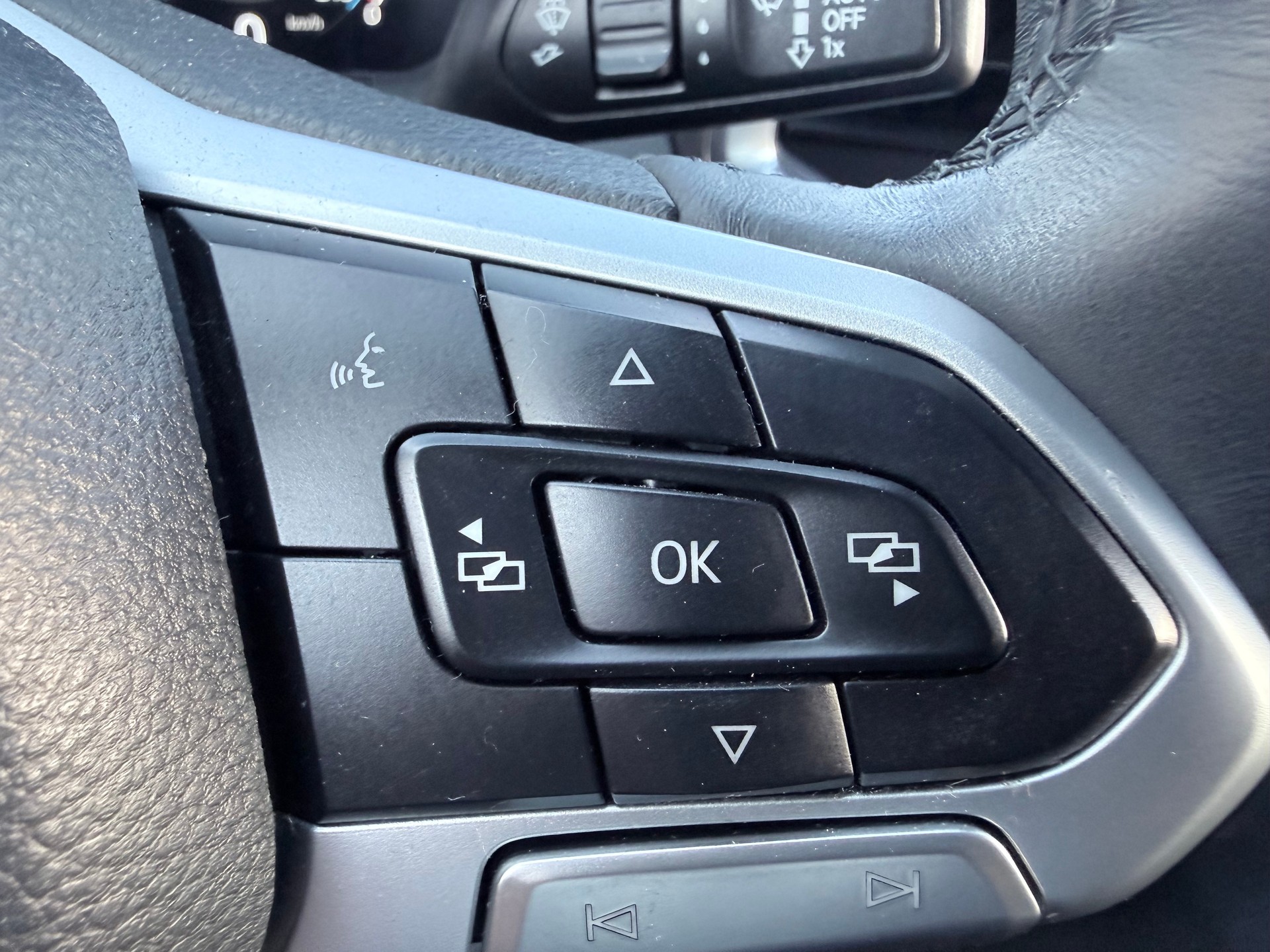 VW Amarok 3.0TDI Aventura Winter 1-image-22