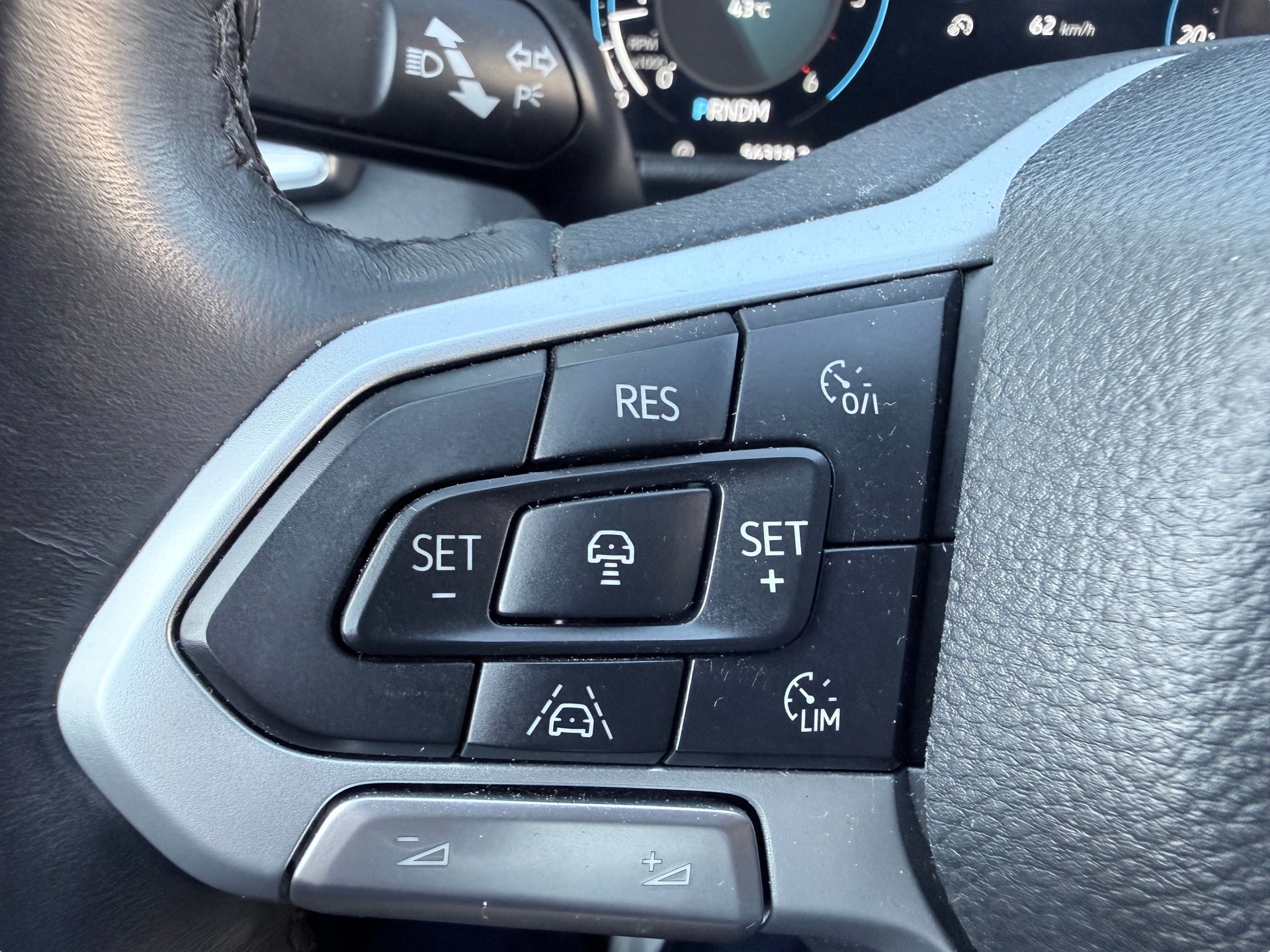VW Amarok 3.0TDI Aventura Winter 1-image-21