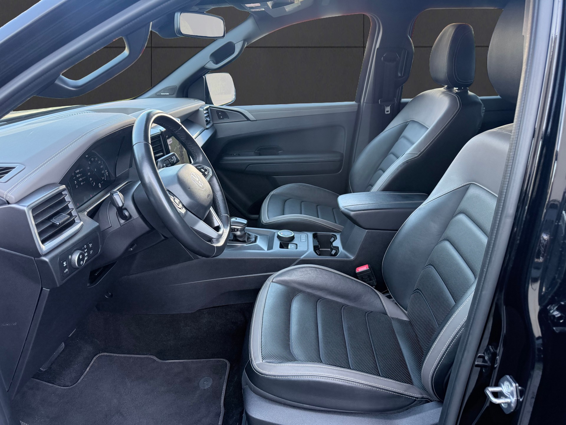 VW Amarok 3.0TDI Aventura Winter 1-image-17