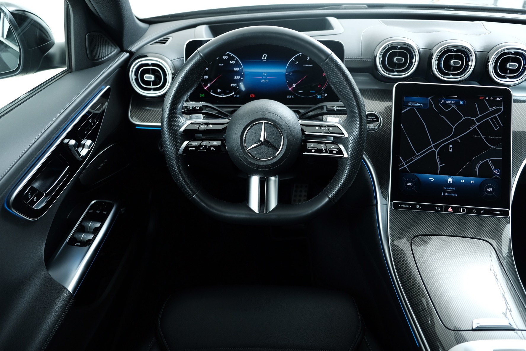 MERCEDES-BENZ C 220 d AMG Line 4matic S206-image-6