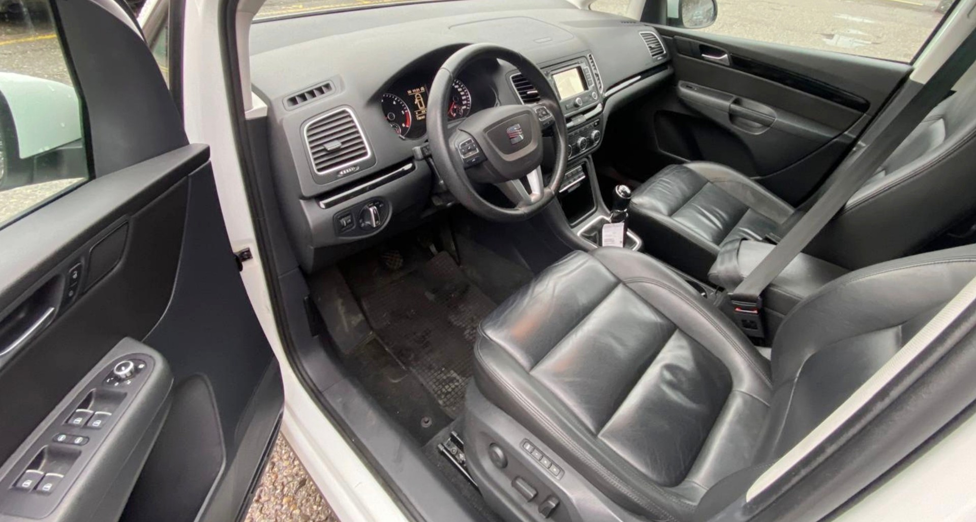 SEAT Alhambra 2.0 TDI Ecomotive Style ITECH-image-8