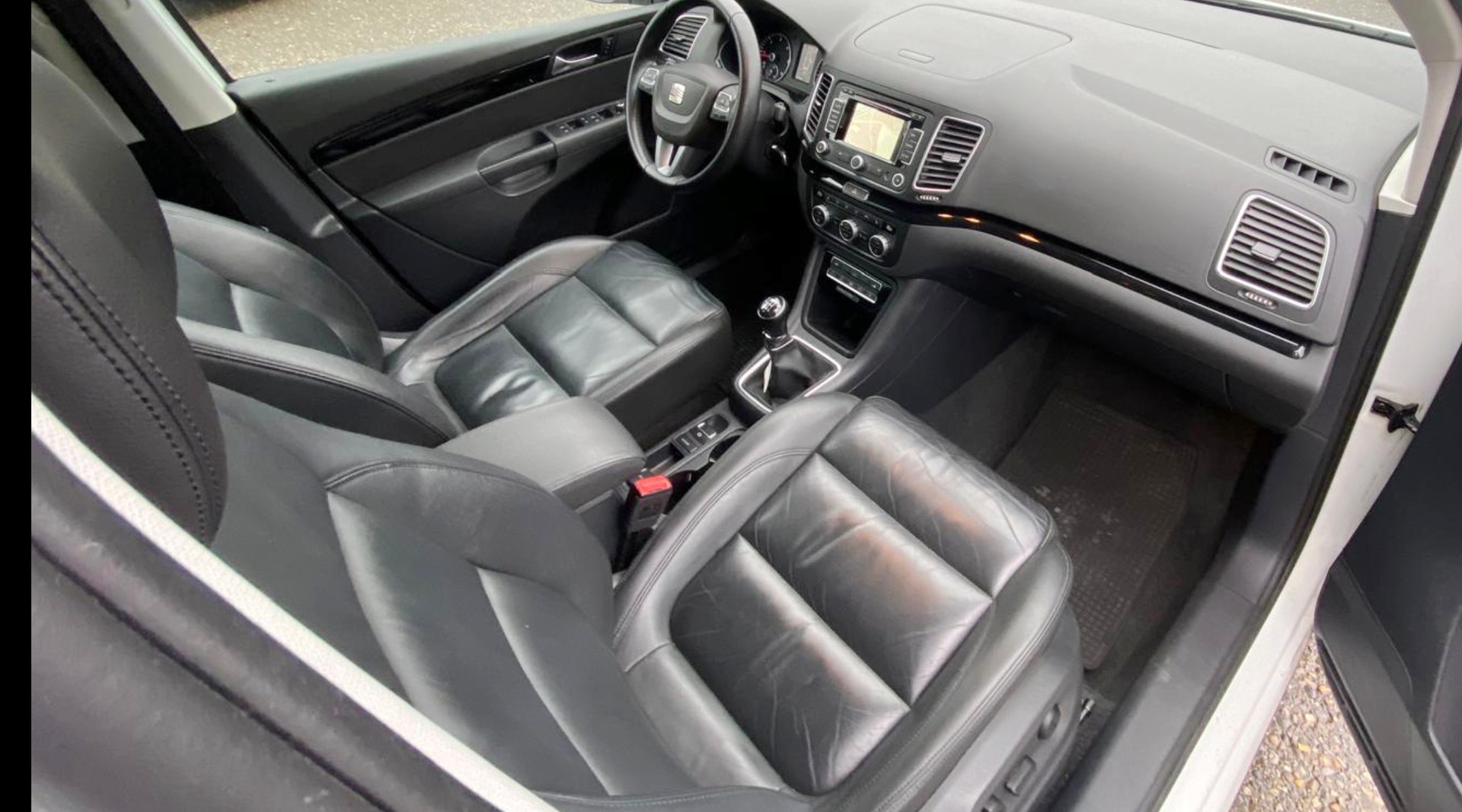SEAT Alhambra 2.0 TDI Ecomotive Style ITECH-image-9