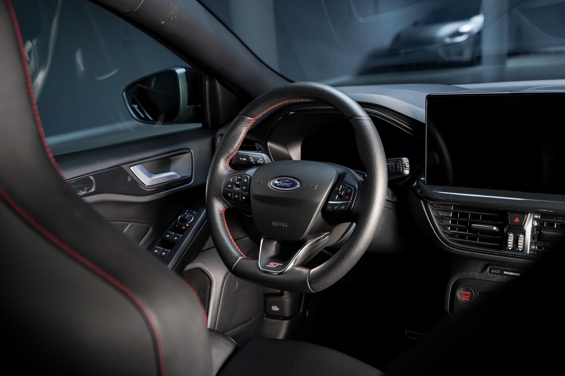 FORD Focus 2.3 ST X Automat-image-23