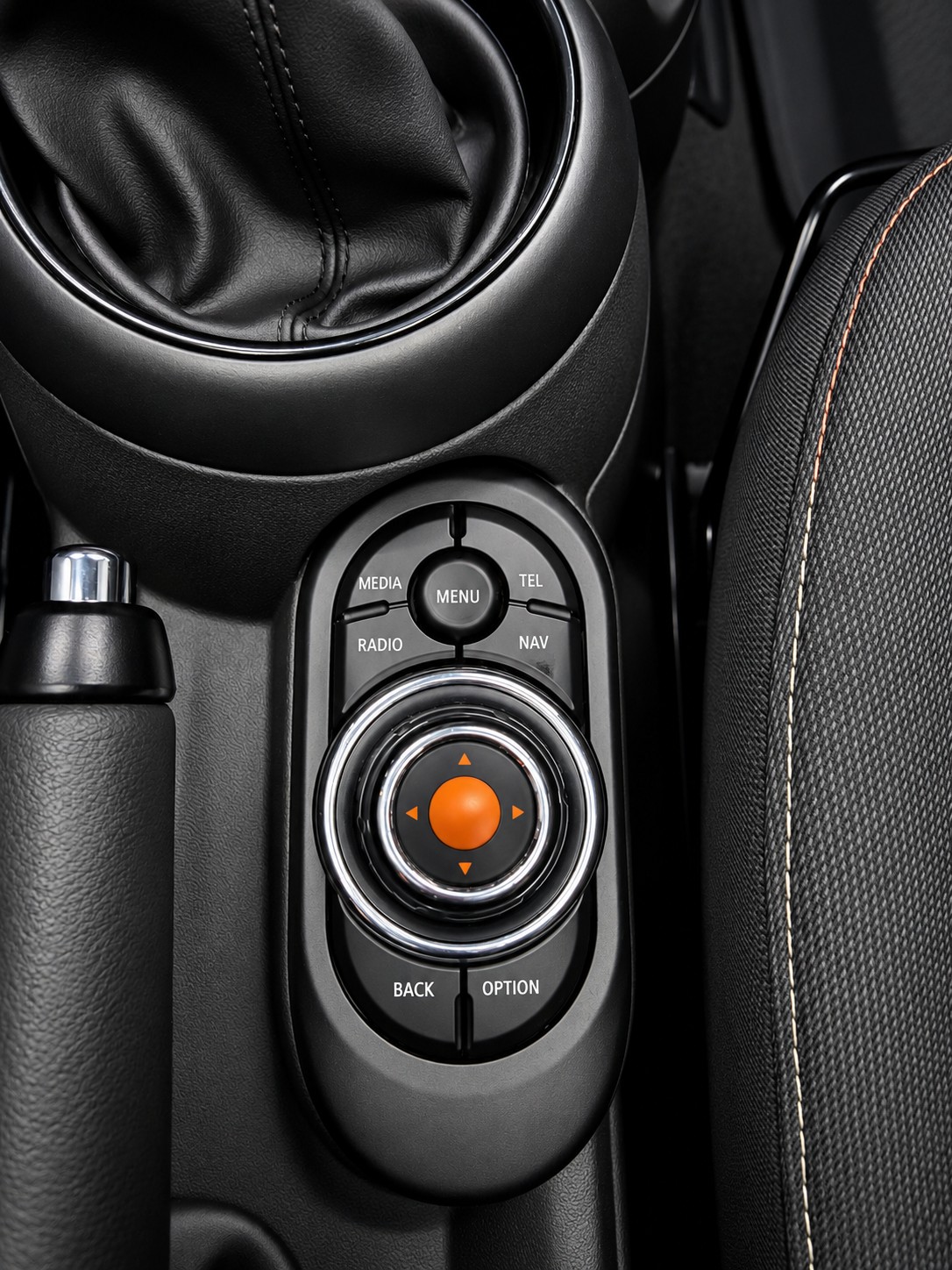 MINI Cooper Steptronic-image-11