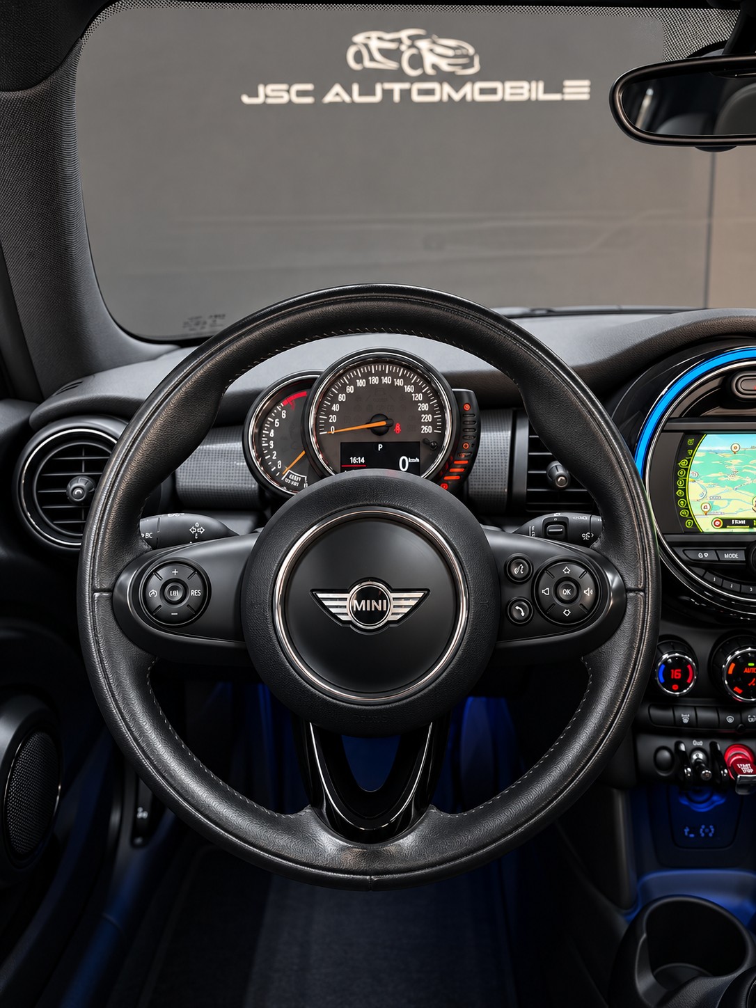 MINI Cooper Steptronic-image-12