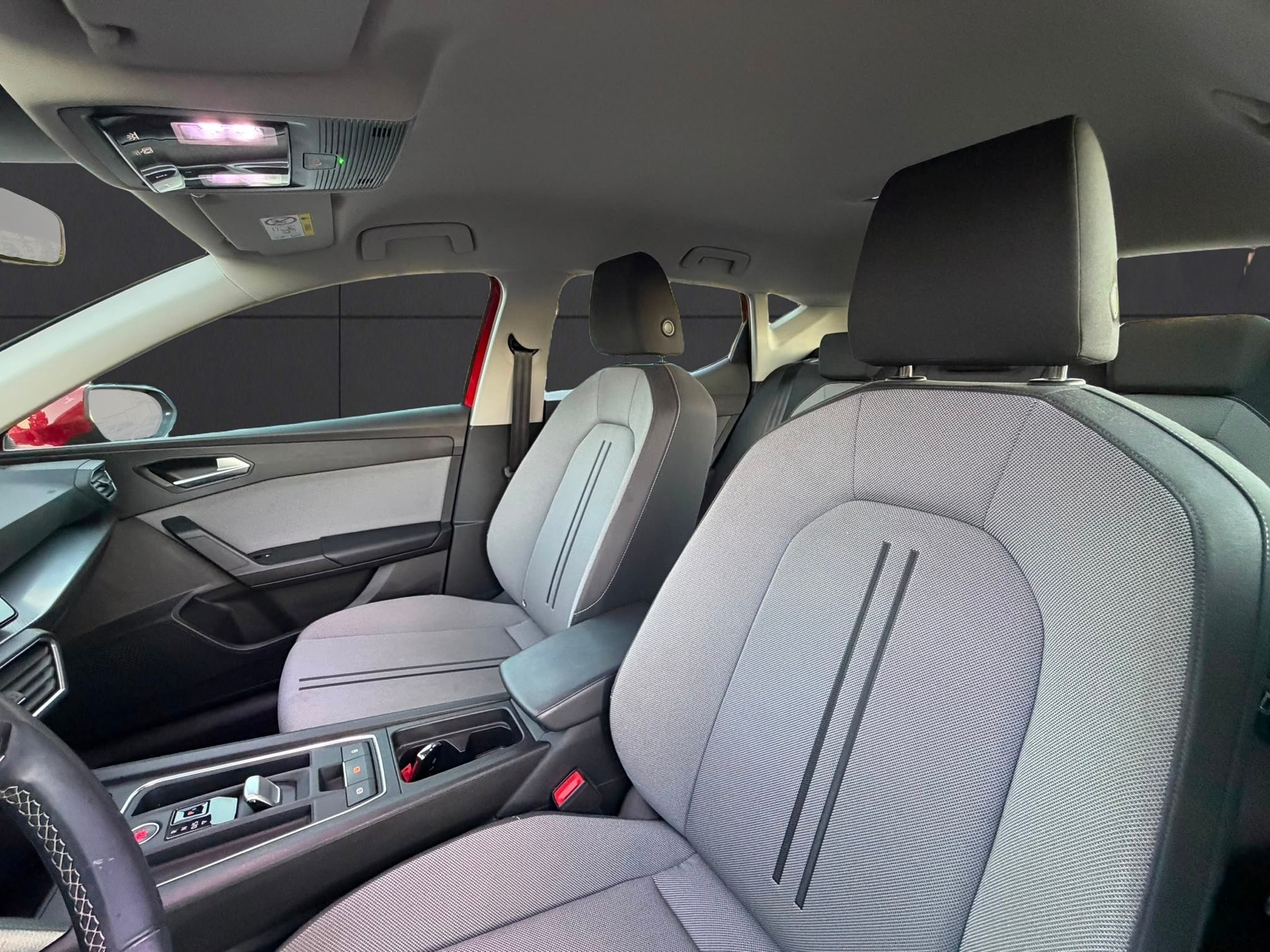 SEAT Leon 2.0 TDI EVO DSG Style garantie 2 ans-image-9