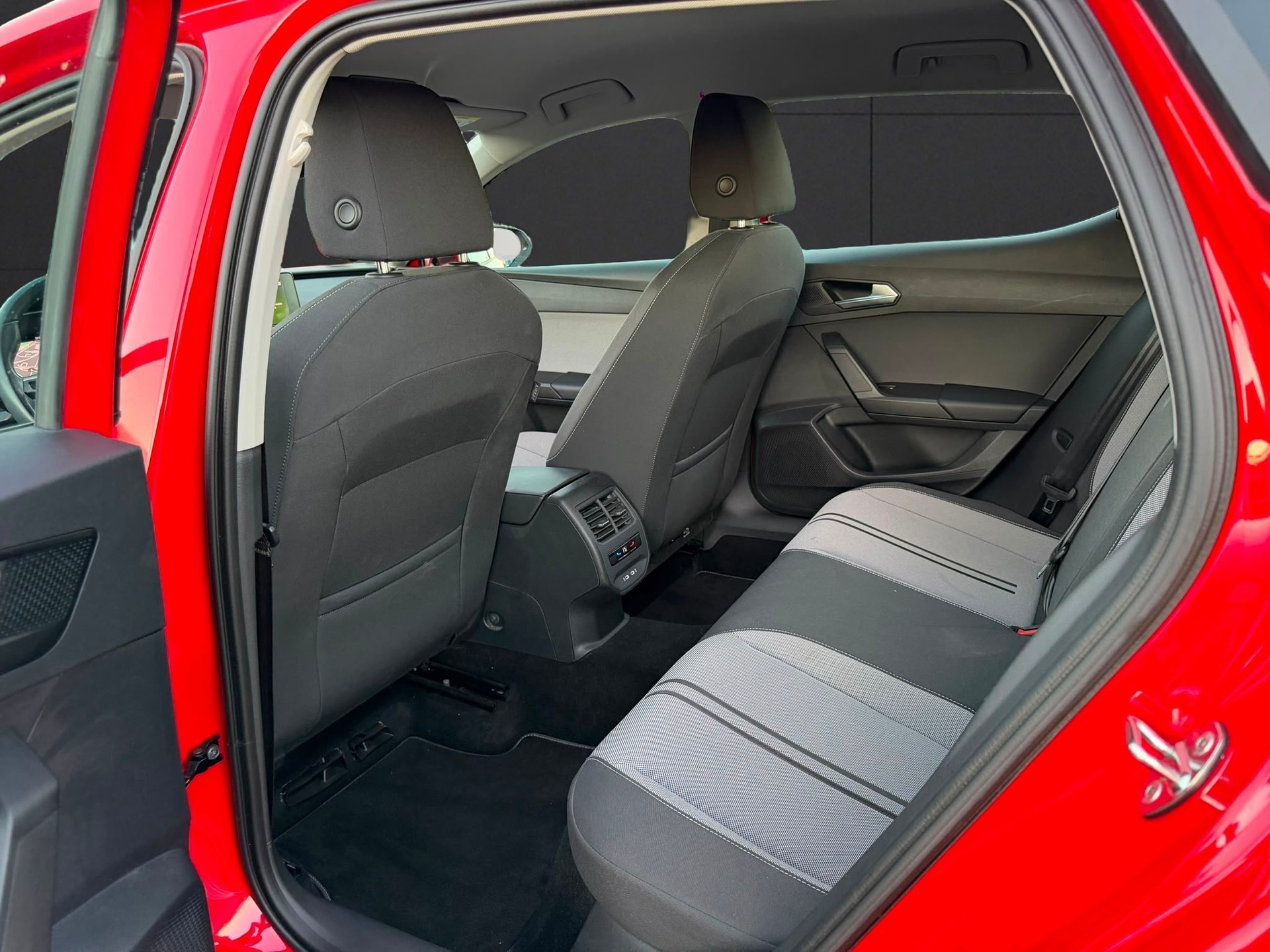 SEAT Leon 2.0 TDI EVO DSG Style garantie 2 ans-image-16