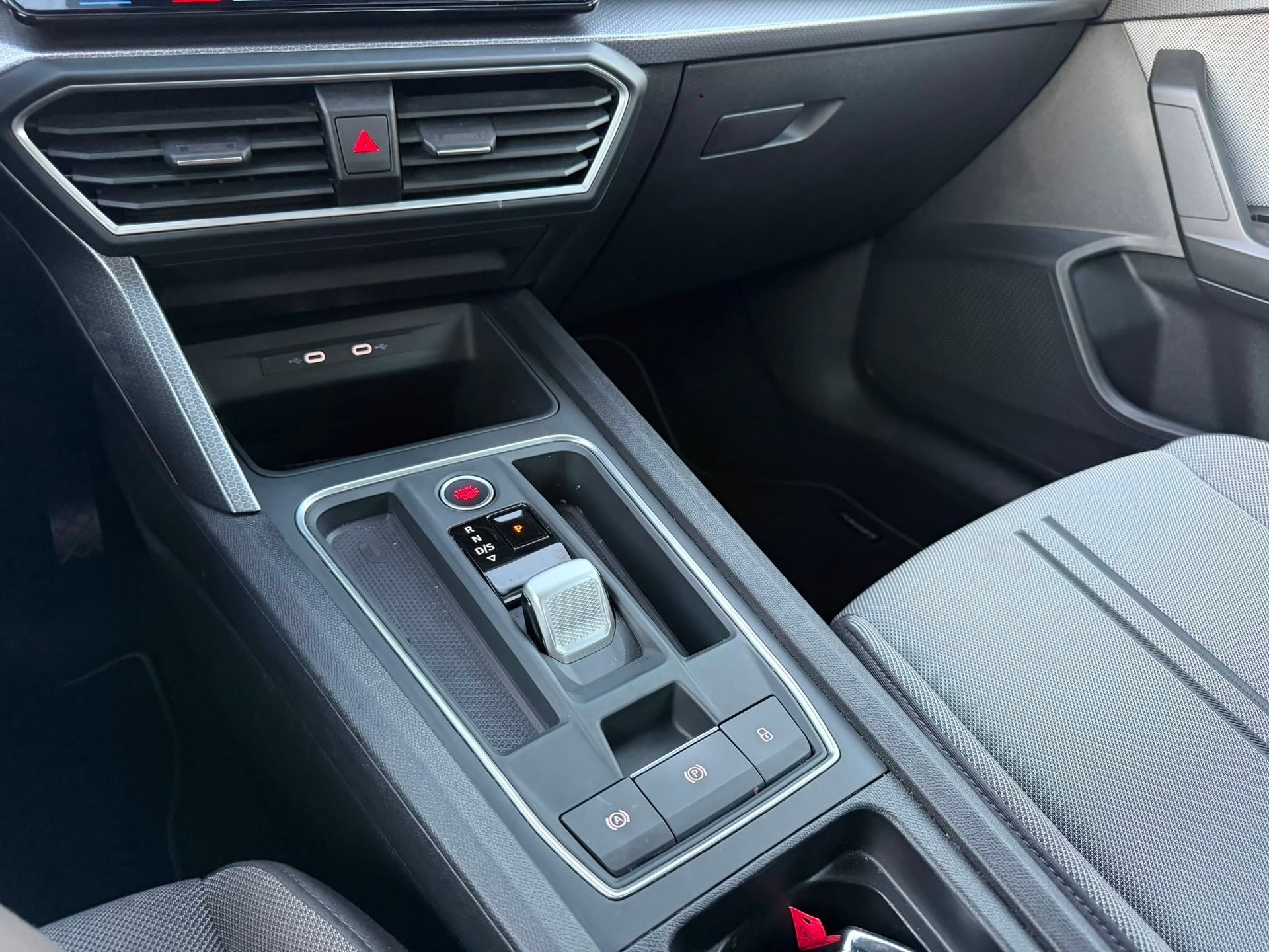 SEAT Leon 2.0 TDI EVO DSG Style garantie 2 ans-image-14