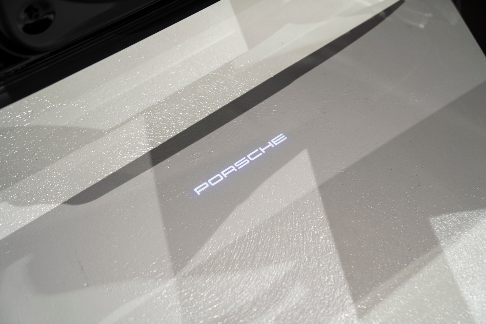 PORSCHE Cayenne Turbo GT-image-16
