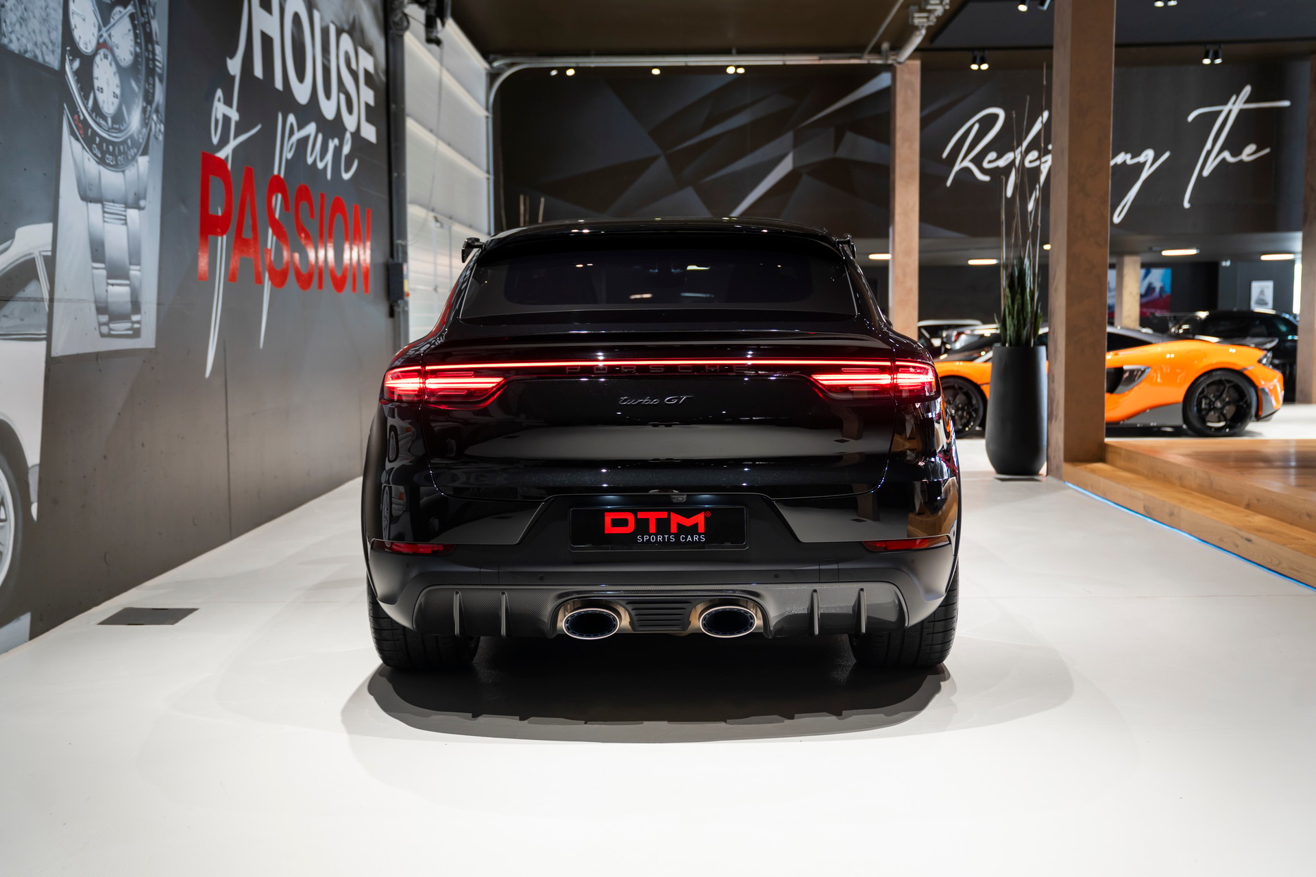 PORSCHE Cayenne Turbo GT-image-4