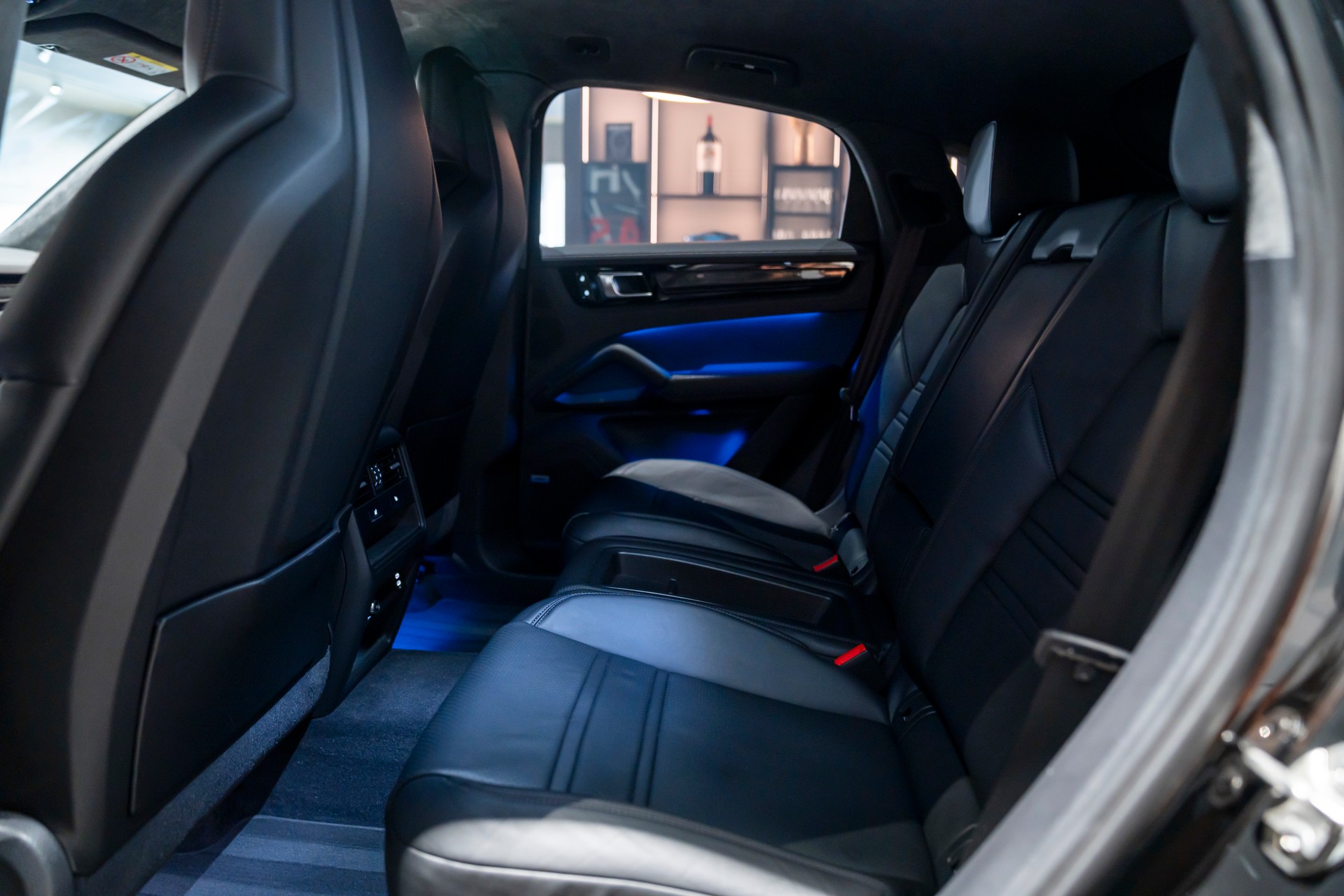 PORSCHE Cayenne Turbo GT-image-17