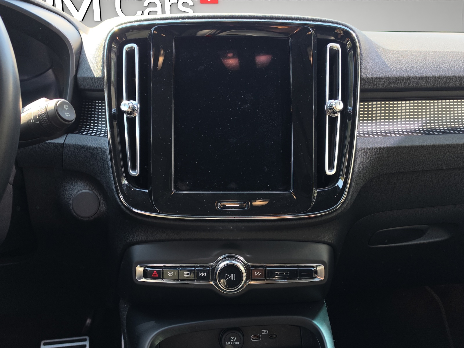 VOLVO XC40 P8 Twin Pro AWD-image-10