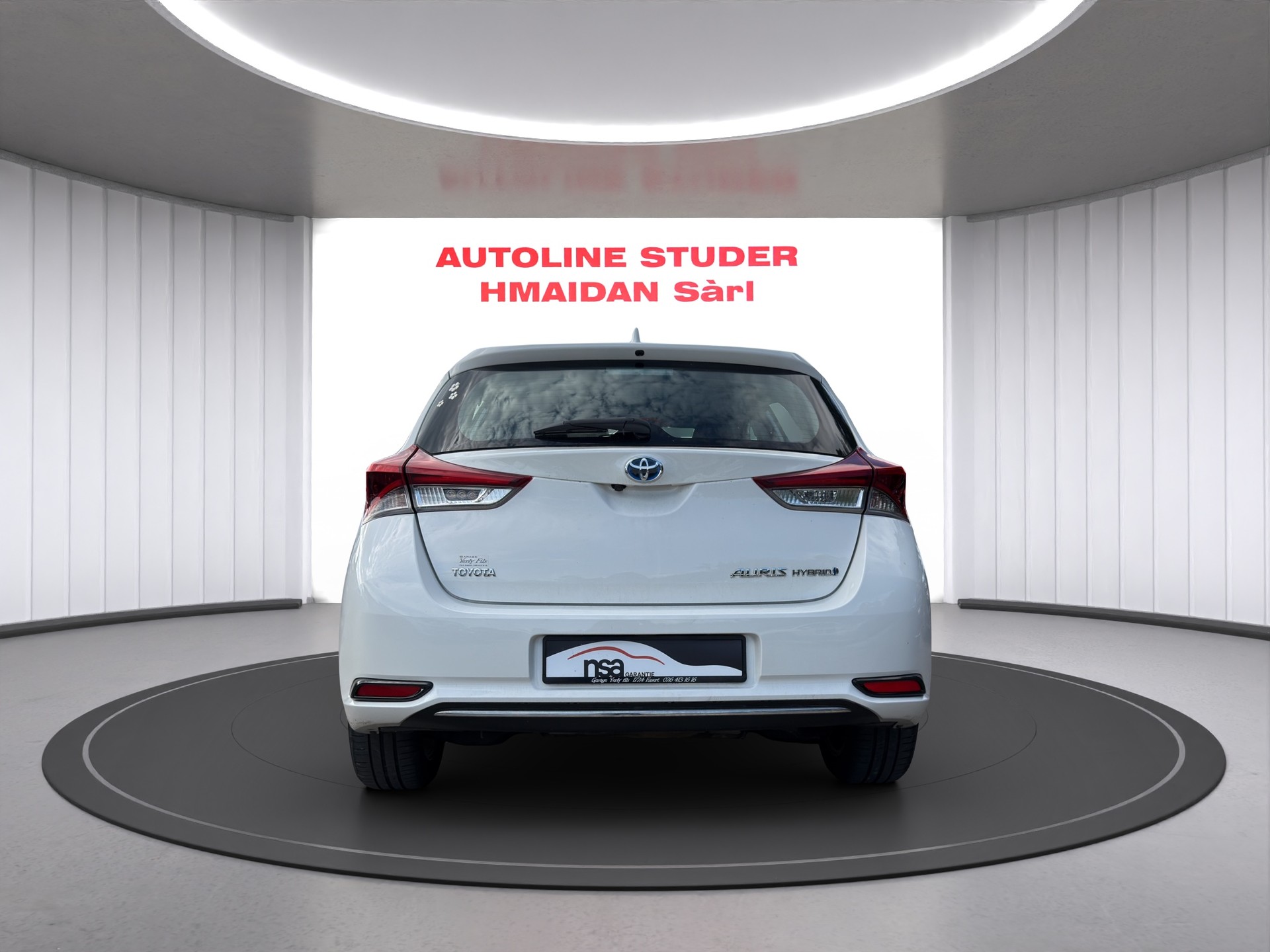 TOYOTA Auris 1.8 HSD Trend e-CVT-image-5