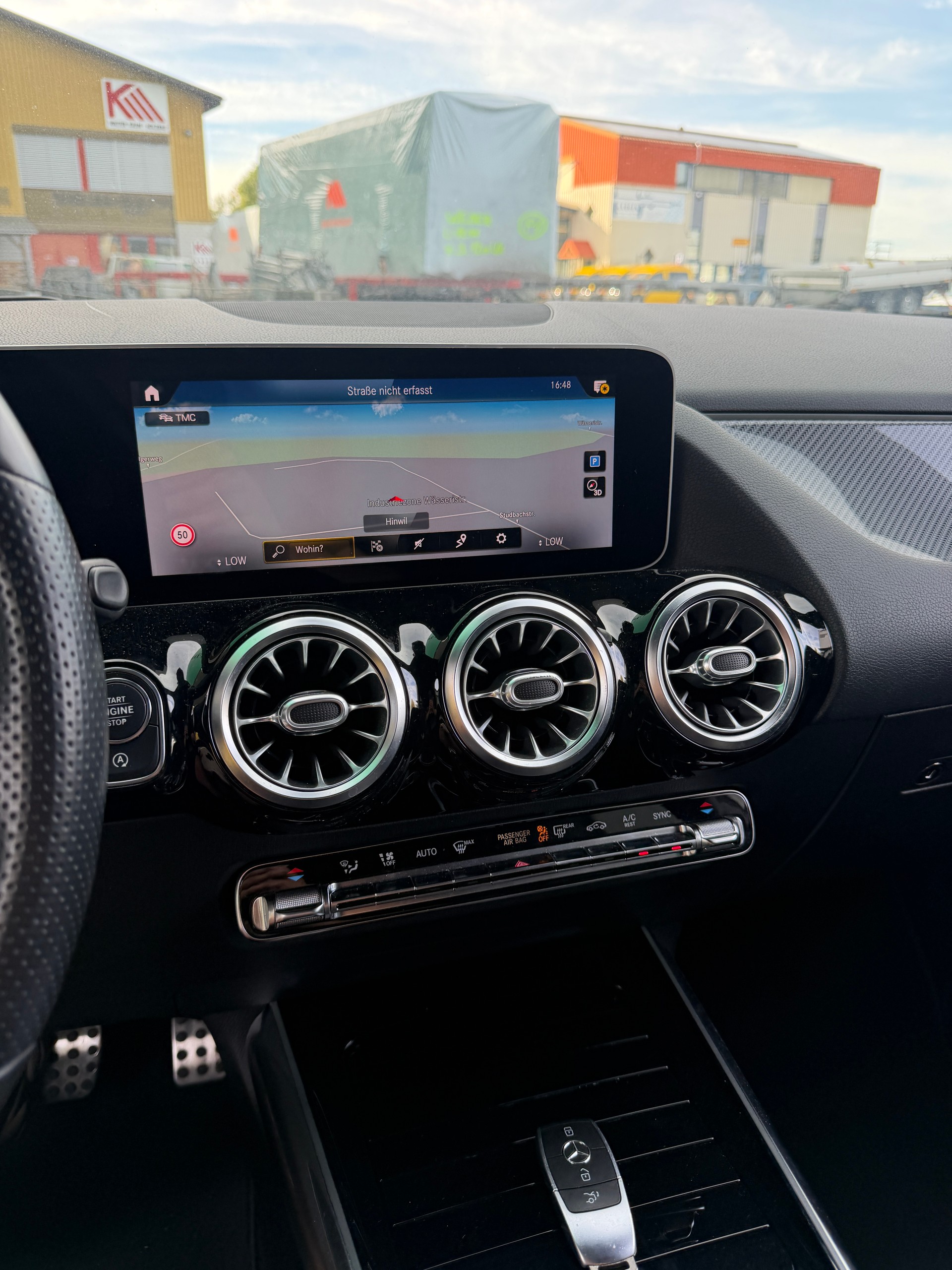 MERCEDES-BENZ B 220 d AMG Line 8G-DCT-image-10