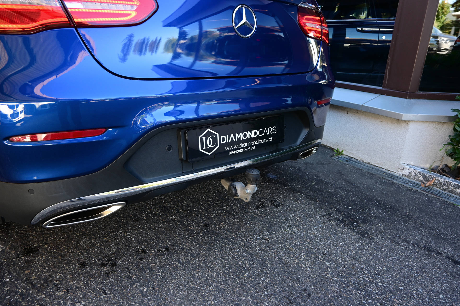 MERCEDES-BENZ GLC 250 Coupé AMG Line 4m-image-9