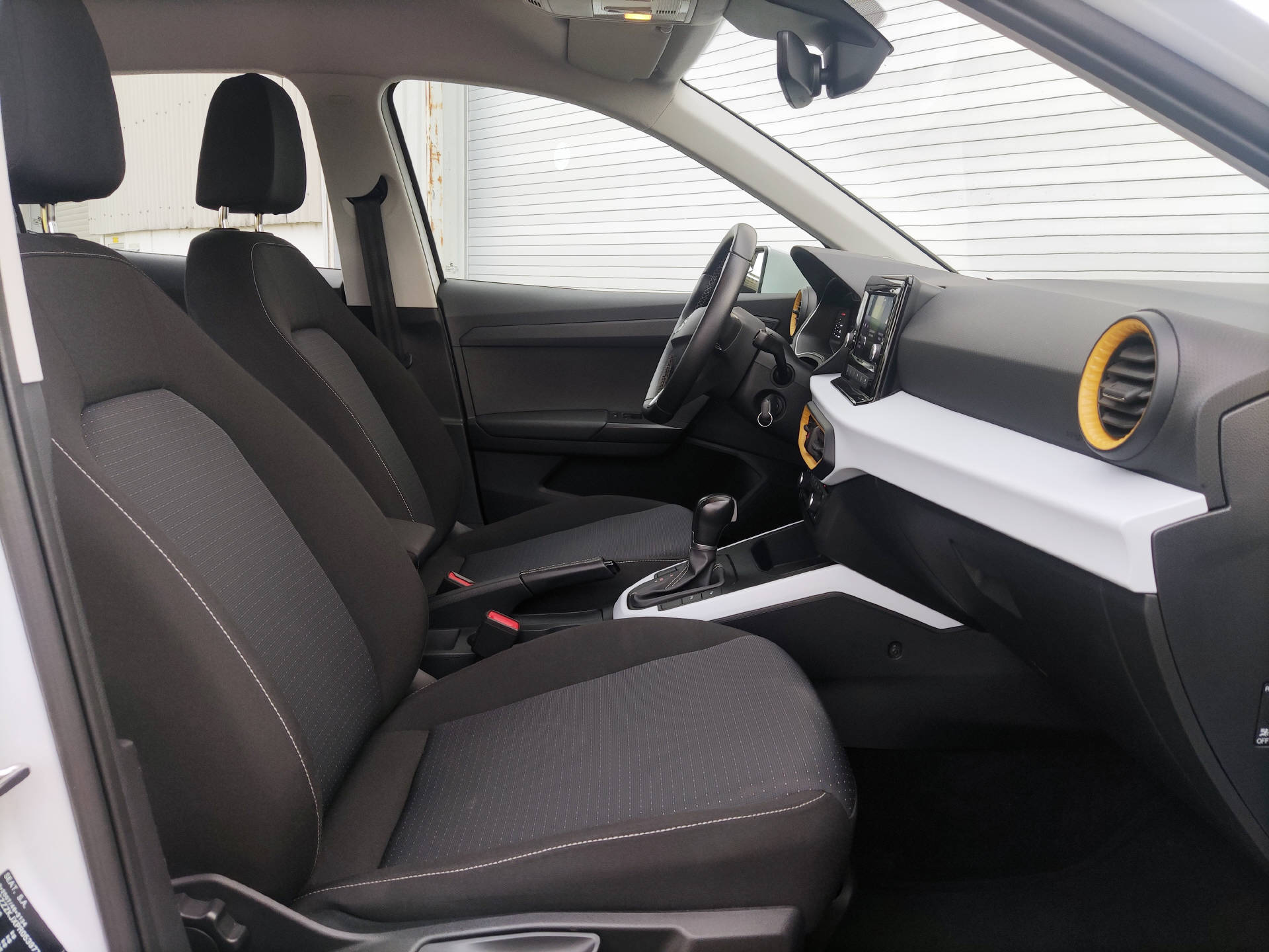 SEAT Arona 1.0 TSI 110 Style DSG-image-8