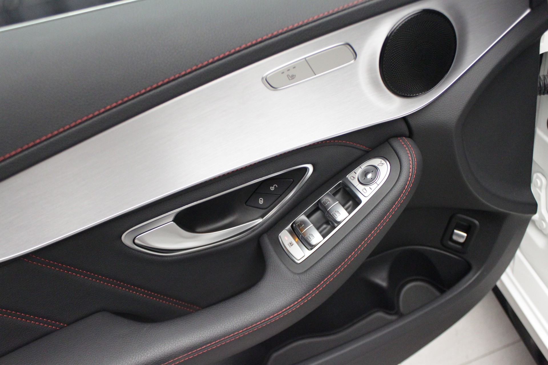 MERCEDES-BENZ C 43 AMG 4Matic 9G-Tronic-image-20
