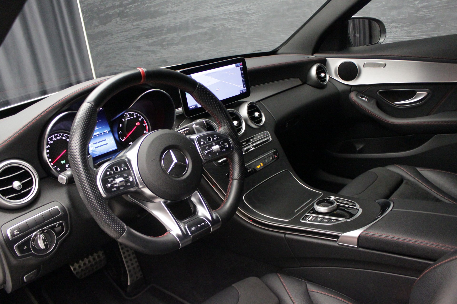 MERCEDES-BENZ C 43 AMG 4Matic 9G-Tronic-image-22