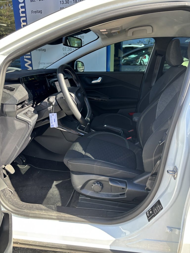 FORD Puma 1.0 EcoB Hybrid Titanium-image-2