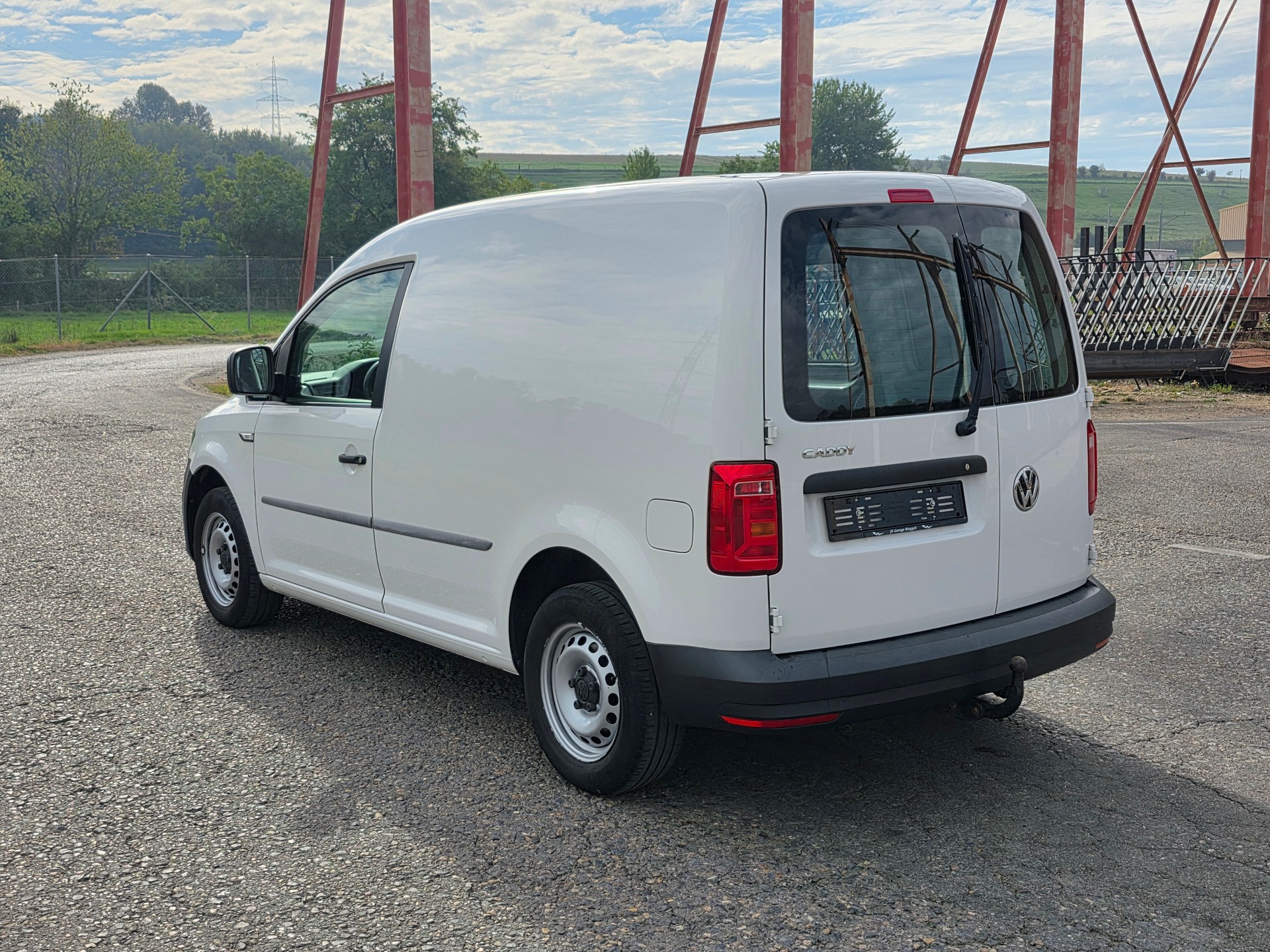 VW Caddy 1.2 TSI Entry BlueMotion Technology-image-5