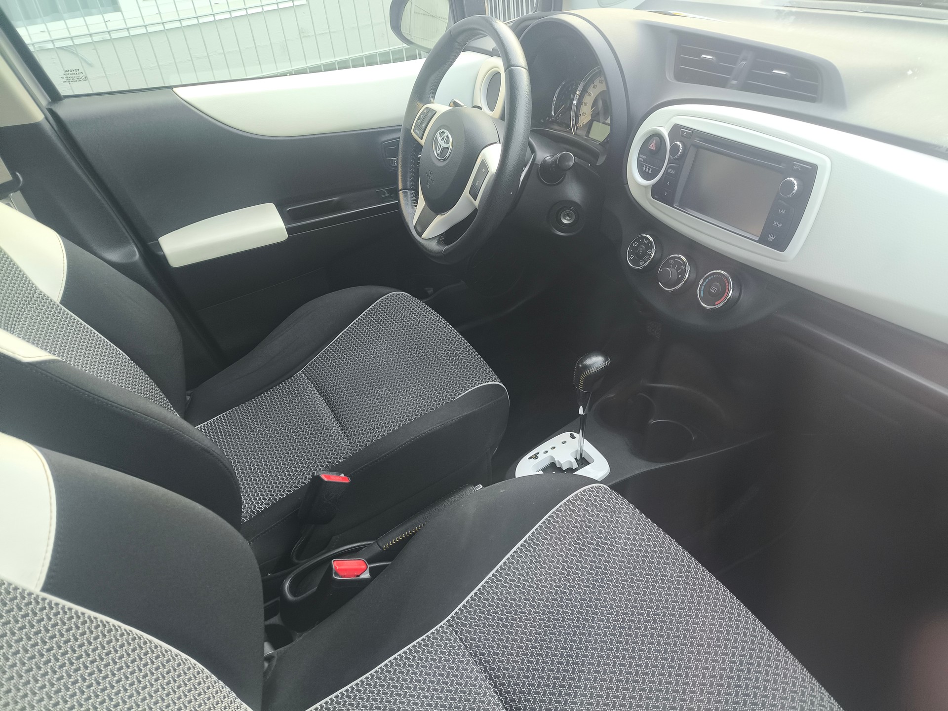 TOYOTA Yaris 1.33 Trend Multidrive-image-7