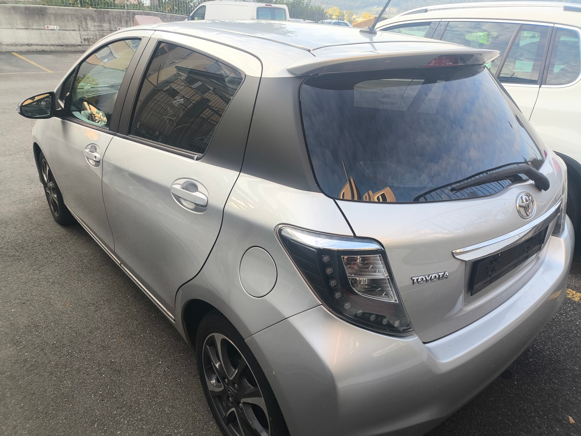 TOYOTA Yaris 1.33 Trend Multidrive-image-2