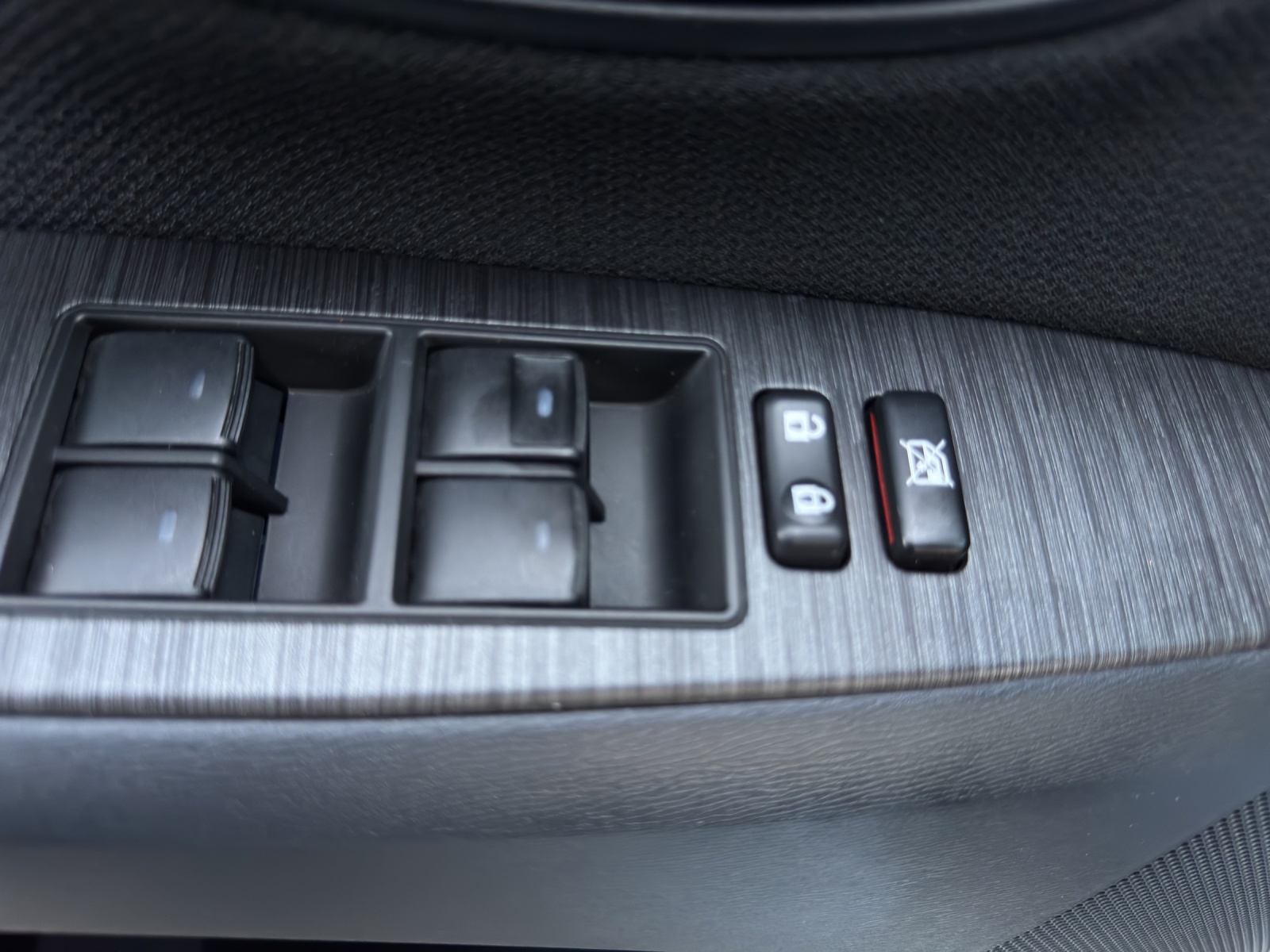 TOYOTA Avensis SW 2.0 Linea Sol Premium Automat Schweizer Hand Fahrzeug aus 1. Hand * Frisch ab Service & ab MFK-image-21