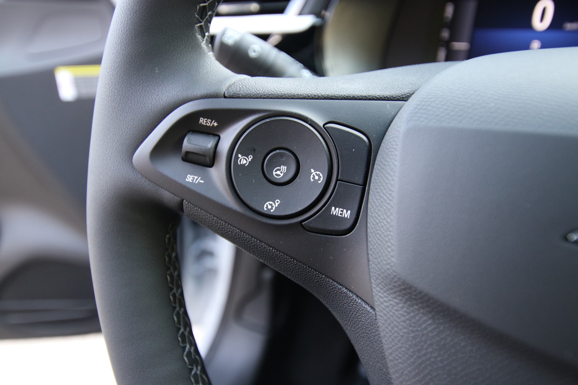 OPEL Corsa e- 51kWh GS-image-21