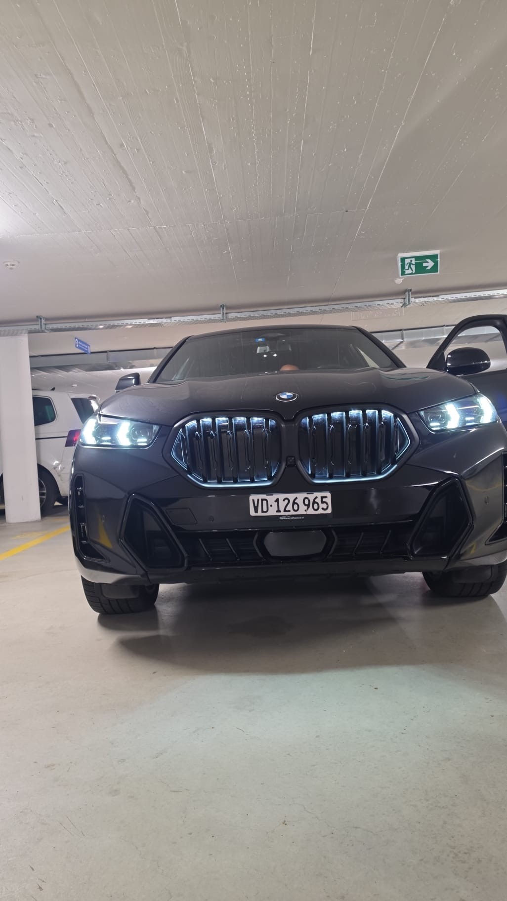 BMW 40d xDrive-image-3