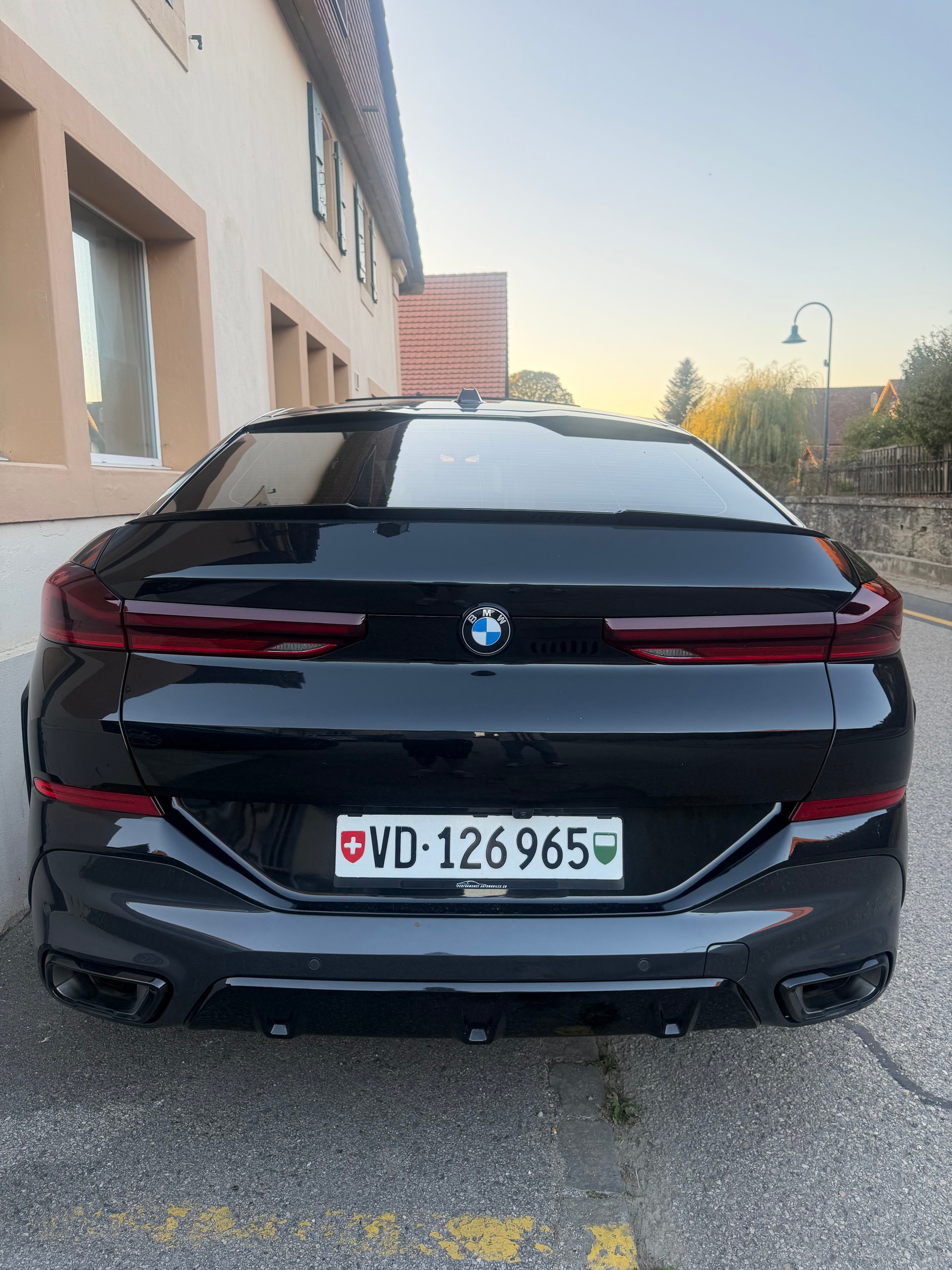 BMW 40d xDrive-image-2