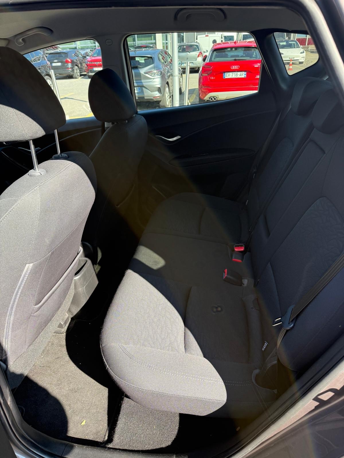HYUNDAI iX20 1.6 Style Automatic-image-6