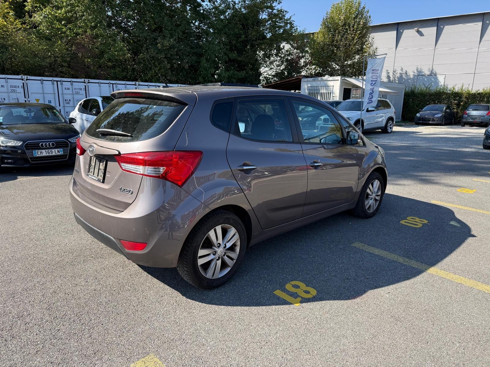 HYUNDAI iX20 1.6 Style Automatic-image-3