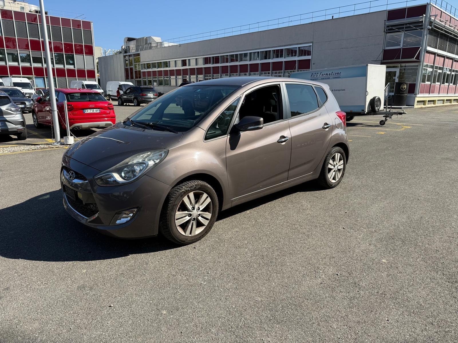 HYUNDAI iX20 1.6 Style Automatic-image-0