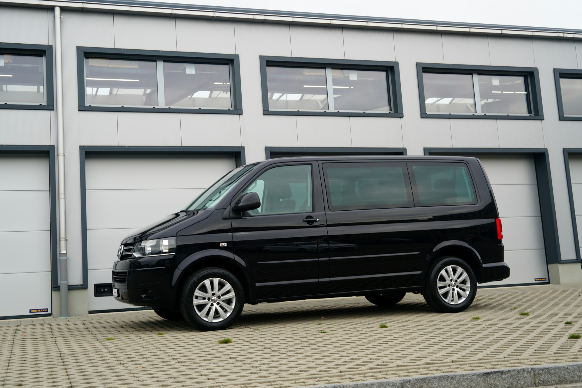 VW T5 Caravelle Comfortline 2.0 TDI CR 4Motion DSG-image-26
