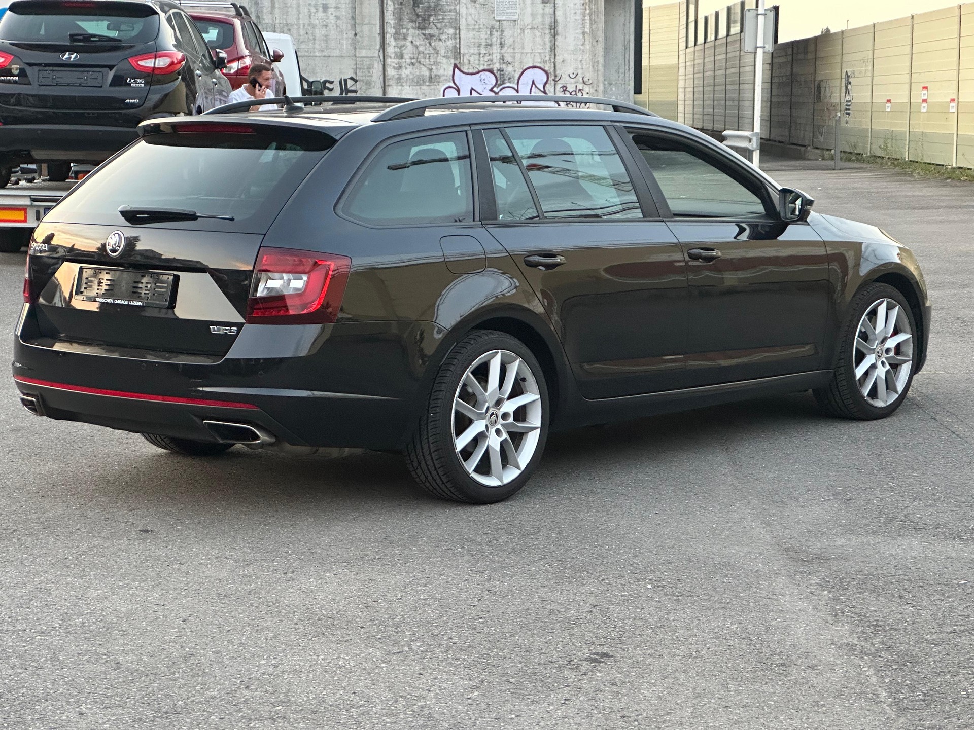 SKODA Octavia Combi 2.0 TSI RS Prag DSG-image-14