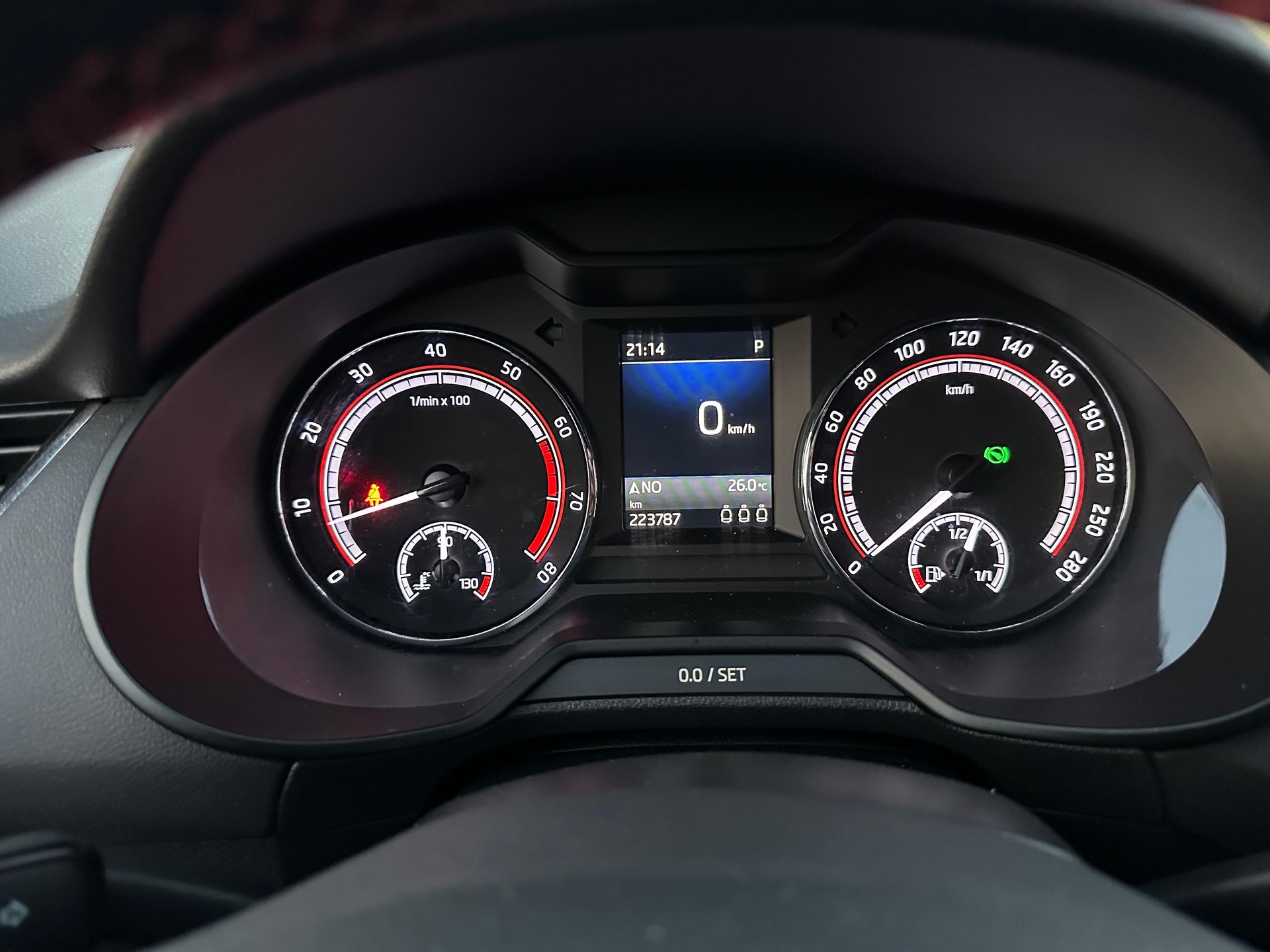 SKODA Octavia Combi 2.0 TSI RS Prag DSG-image-7