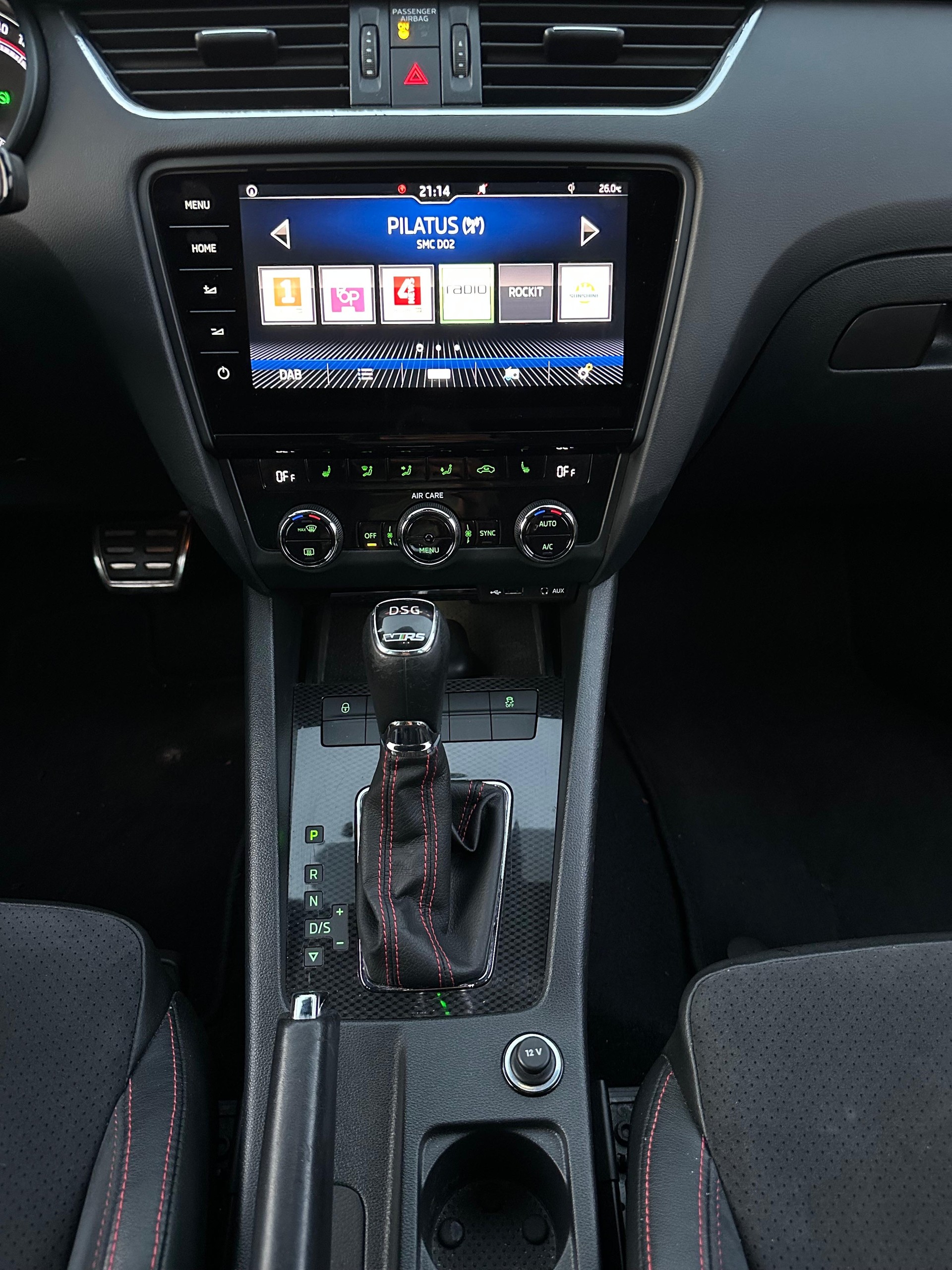 SKODA Octavia Combi 2.0 TSI RS Prag DSG-image-12