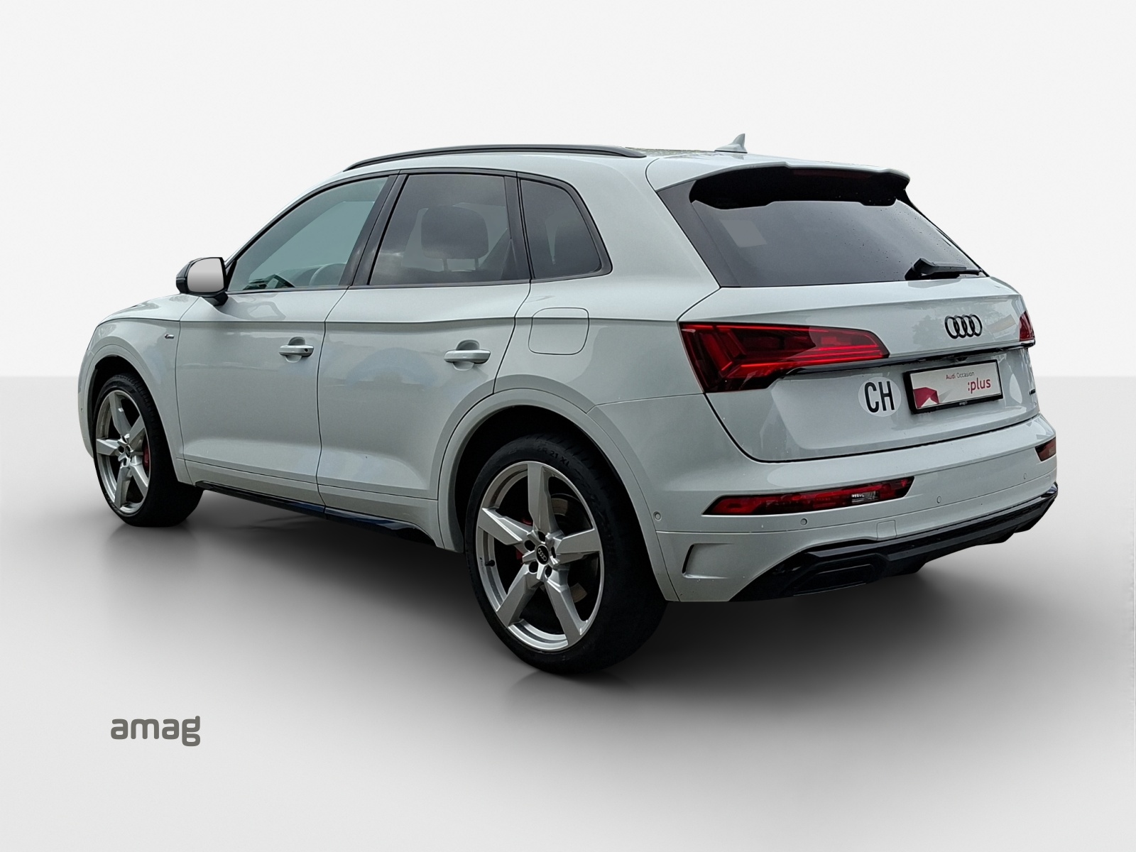 AUDI Q5 55 TFSI e PHEV S line quattro S-tronic-image-2