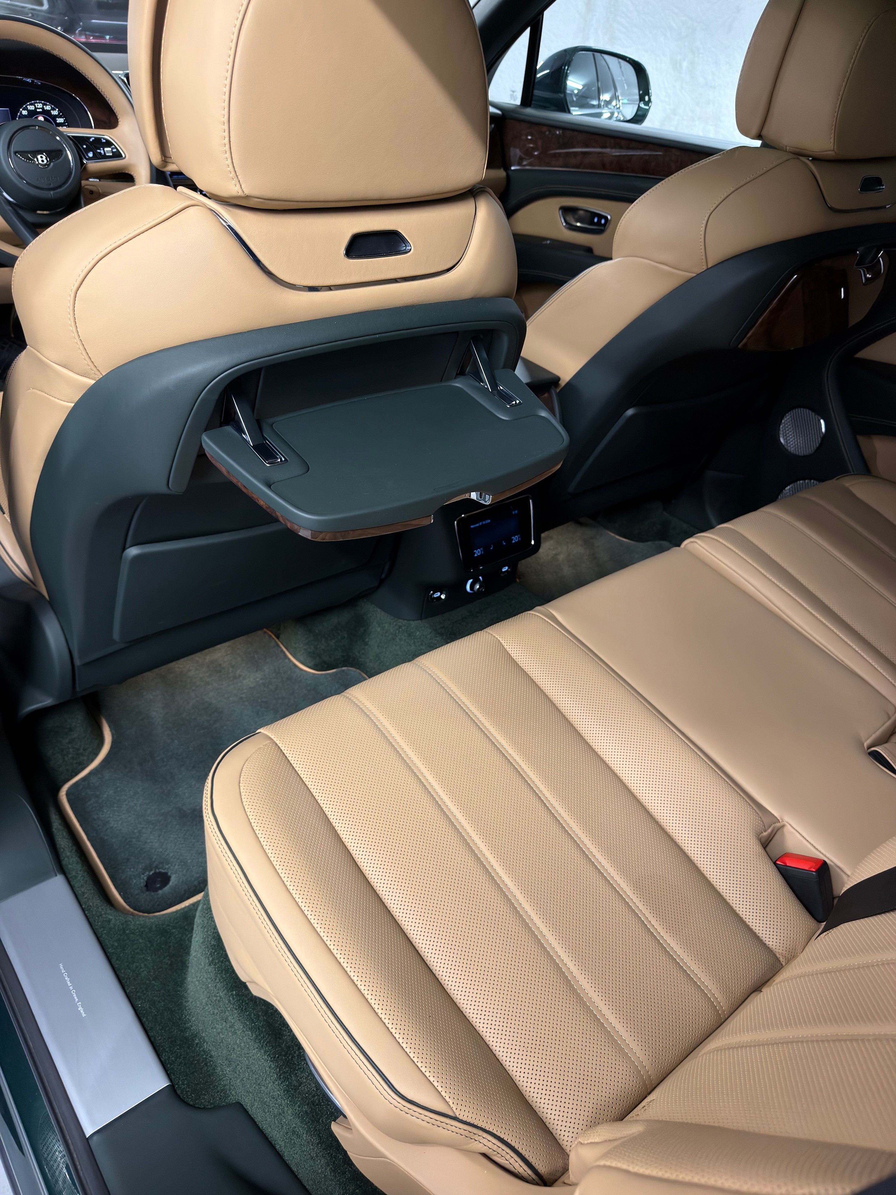 Image BENTLEY BENTAYGA Bentayga Azure V8
