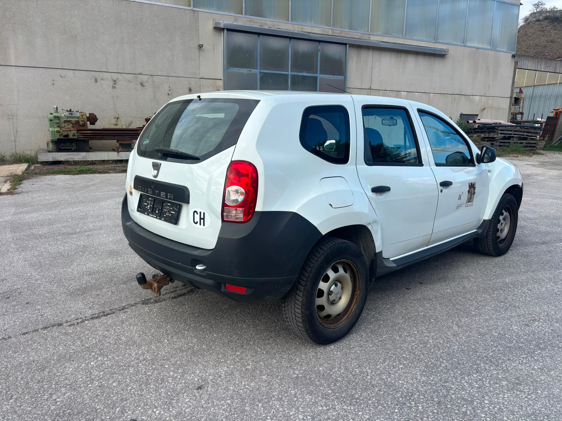 DACIA Duster 1.6 Lauréate 4x4-image-2