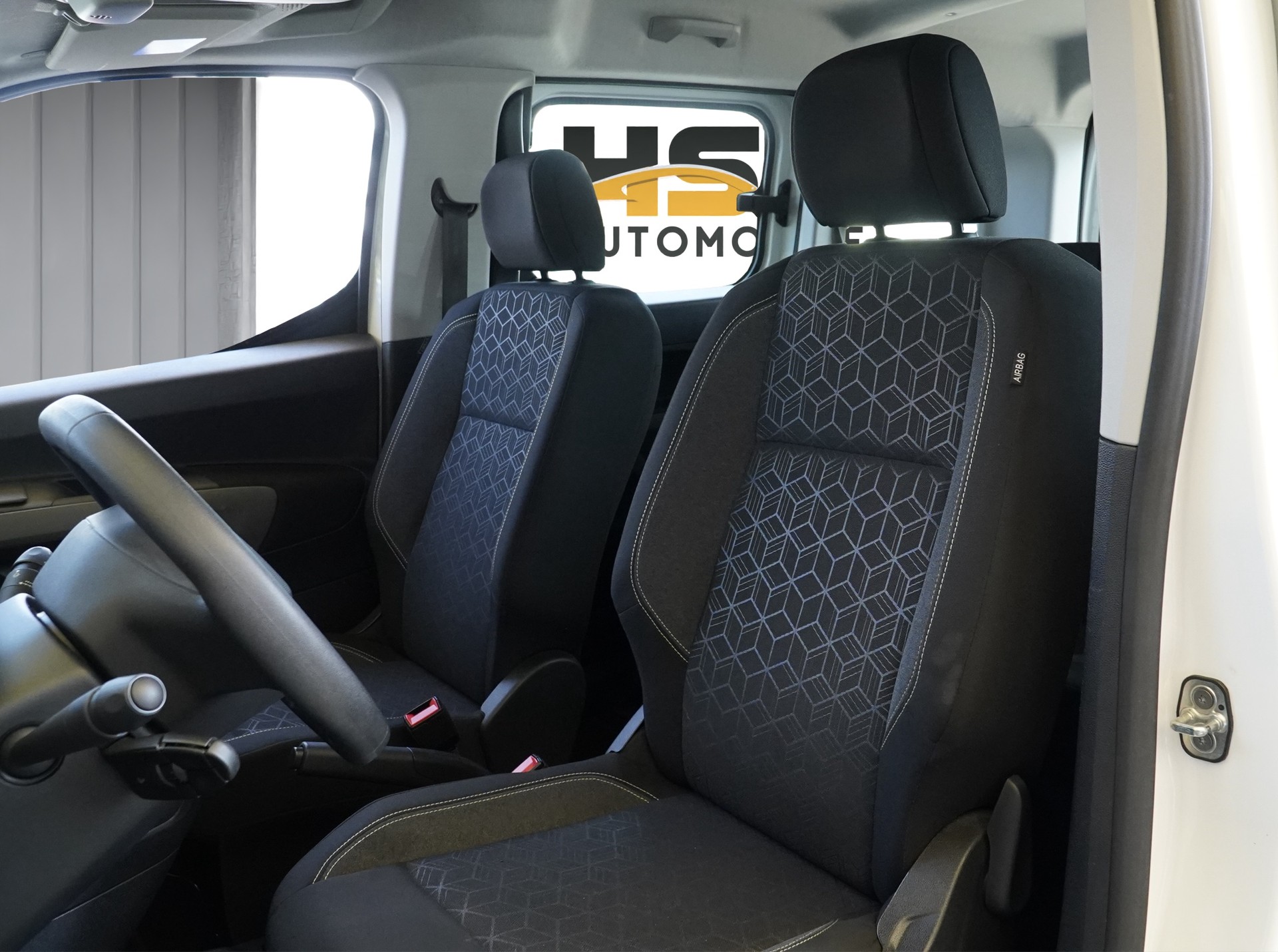 PEUGEOT Rifter 1.2 PureTech Active *CH Fahrzeug*-image-9