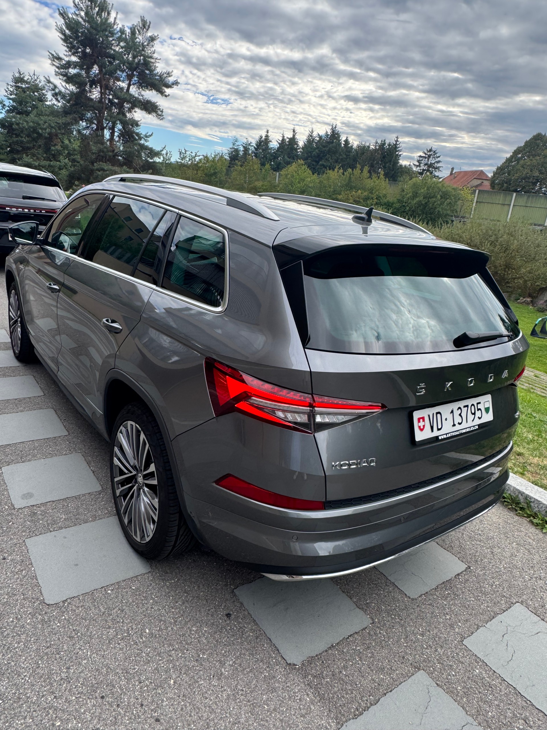 SKODA 2.0 TDI 200 L & K DSG-image-3