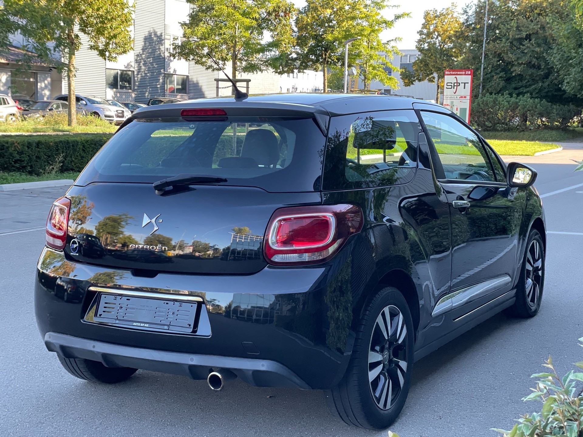 DS AUTOMOBILES DS3 1.2 VTi SO Chic-image-11