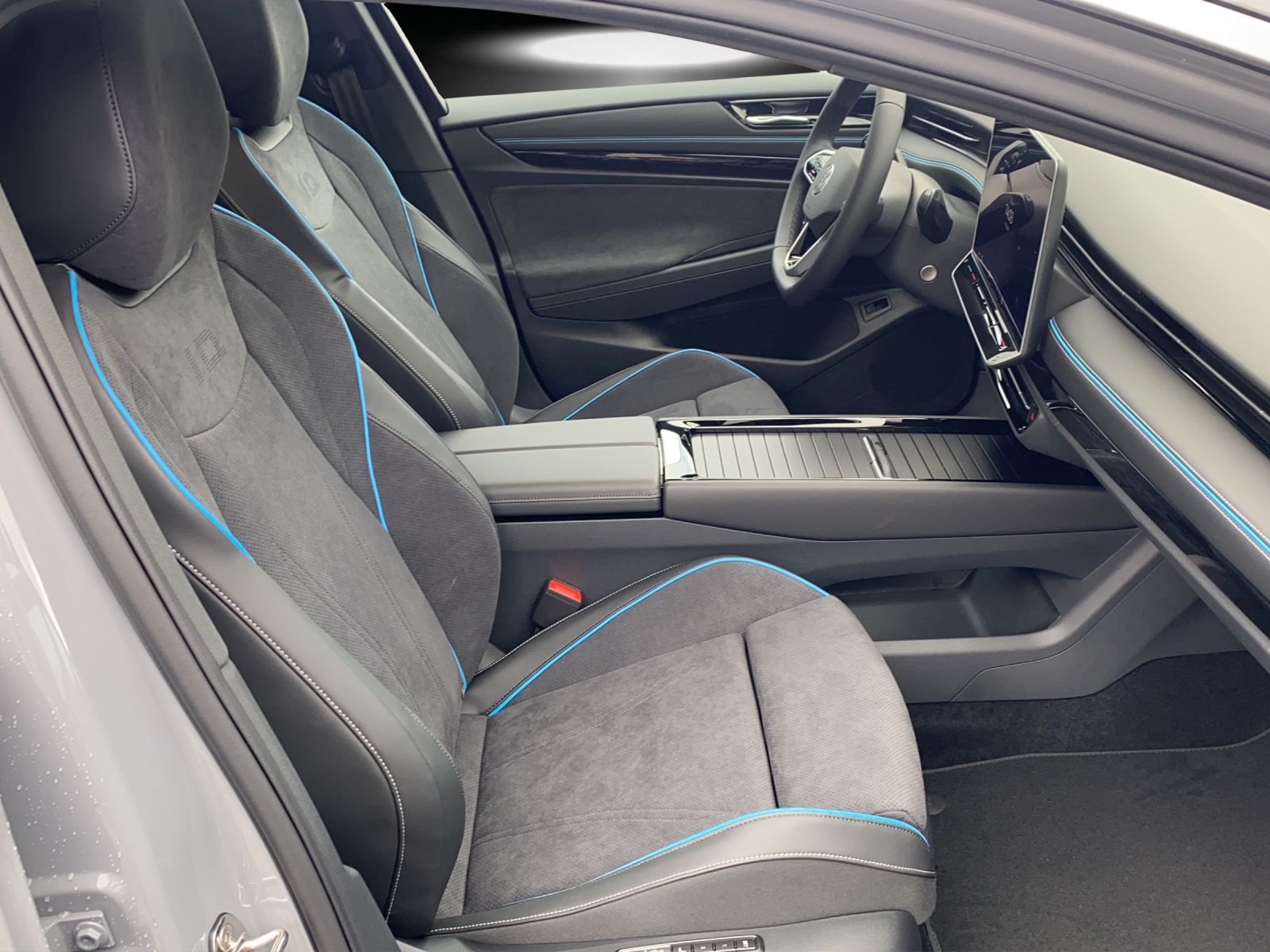 VW ID.7 Pro 77 kWh Pro-image-8